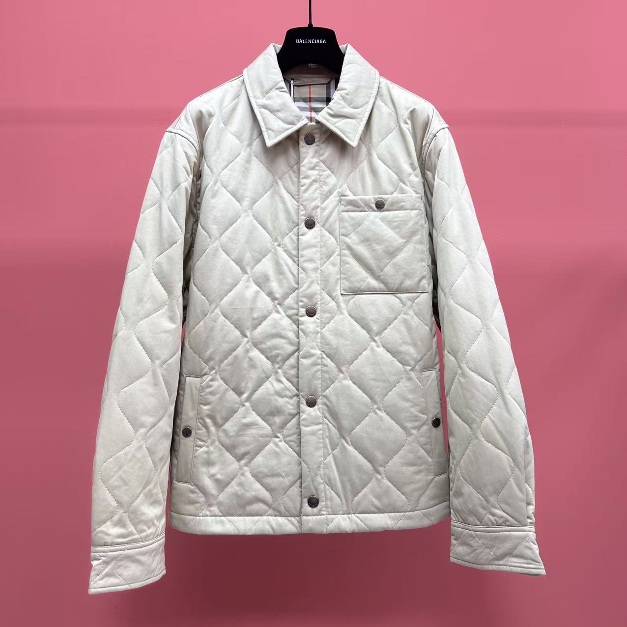Burberry Quilted Gabardine Overshirt with Check Lining - Stylish & Durable 2 i1755752692387 898 0 8