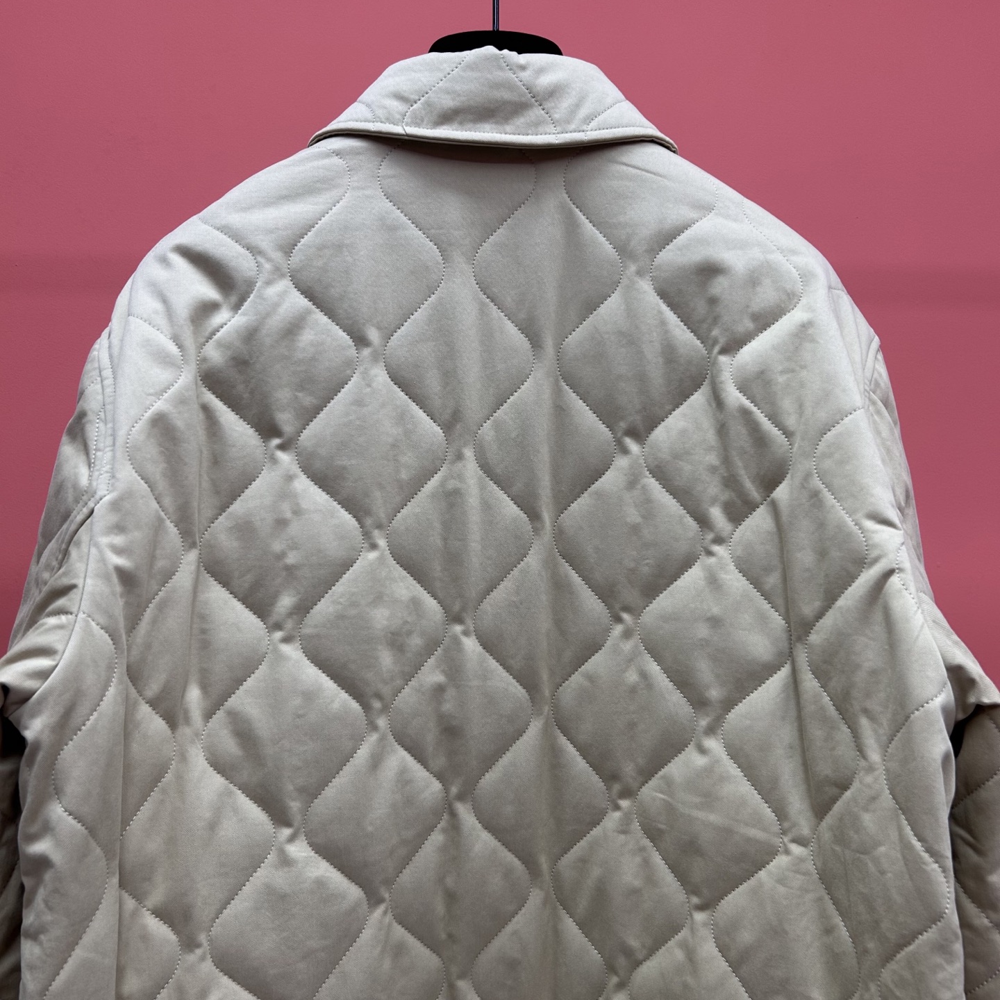 Burberry Quilted Gabardine Overshirt with Check Lining - Stylish & Durable 7 i1755752693057 2675 0 4
