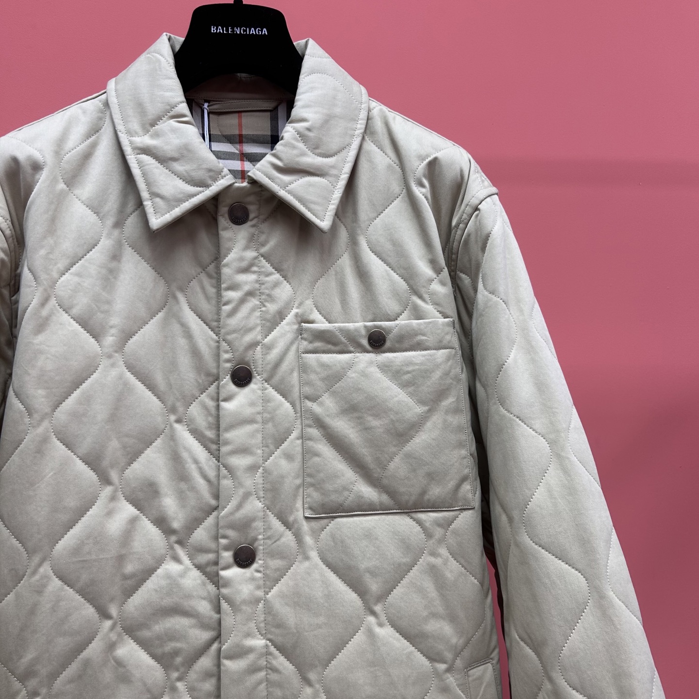 Burberry Quilted Gabardine Overshirt with Check Lining - Stylish & Durable 5 i1755752693088 1459 0 2