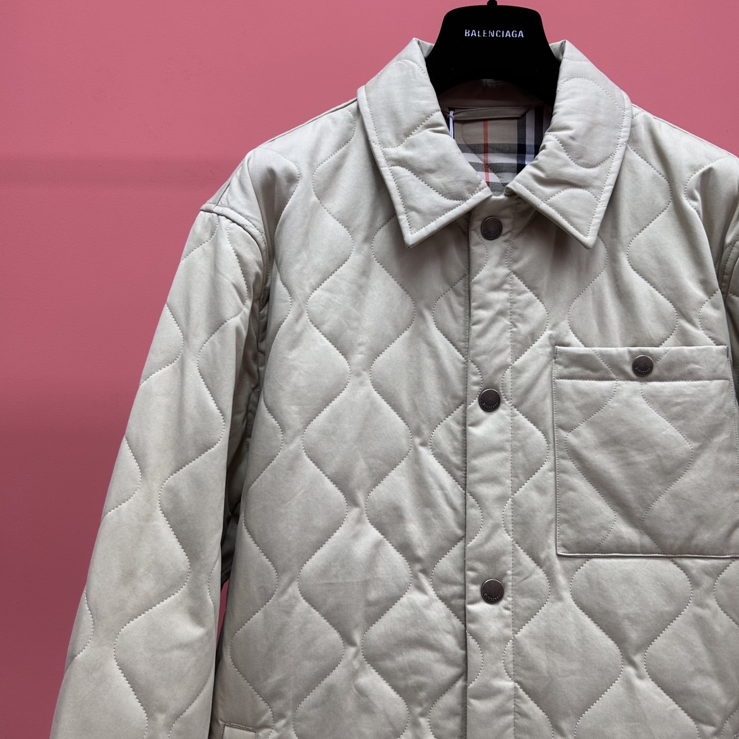 Burberry Quilted Gabardine Overshirt with Check Lining - Stylish & Durable 4 i1755752694057 357 0 1