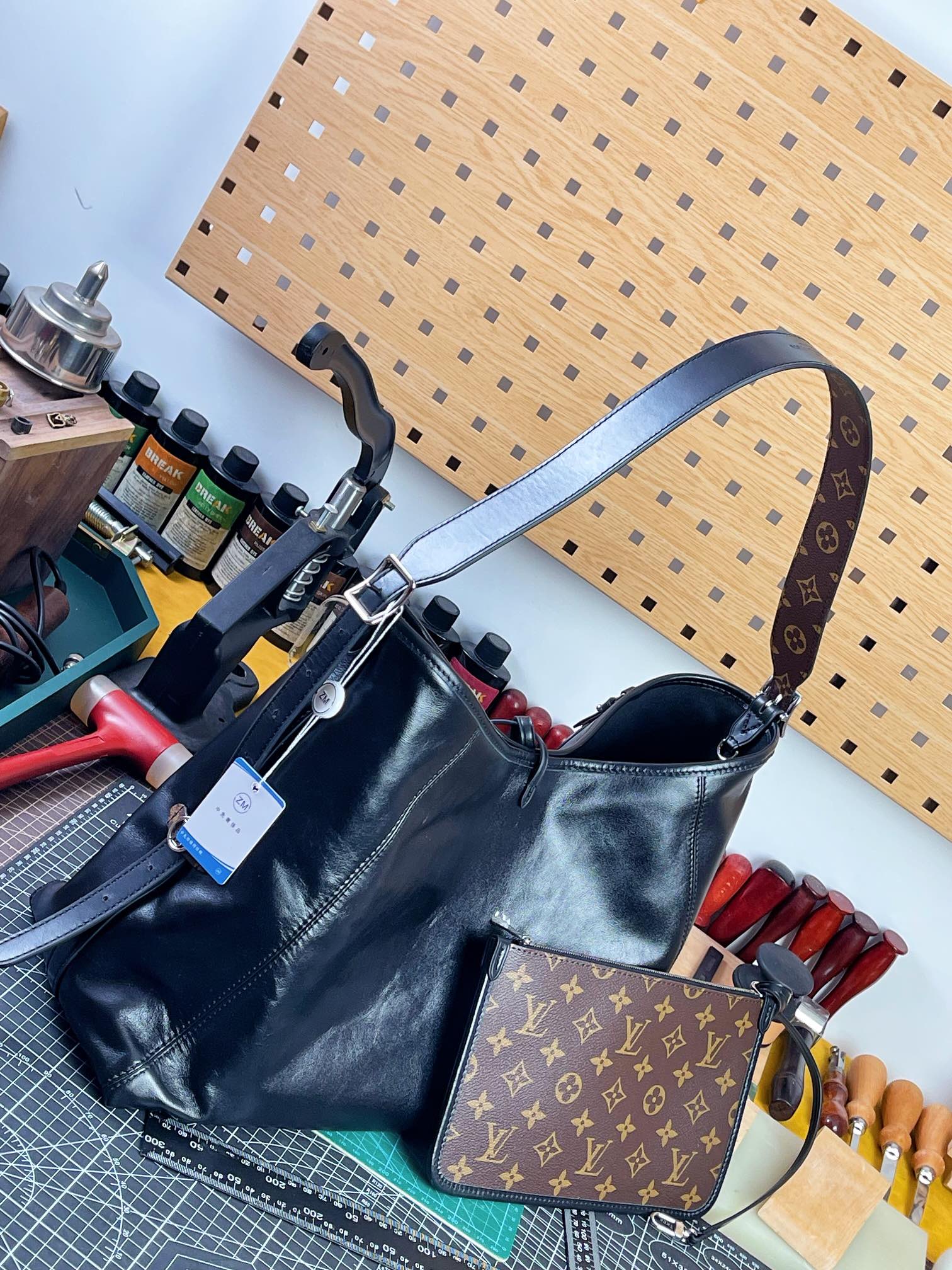 Z M CarryAll 手袋lv,包 8