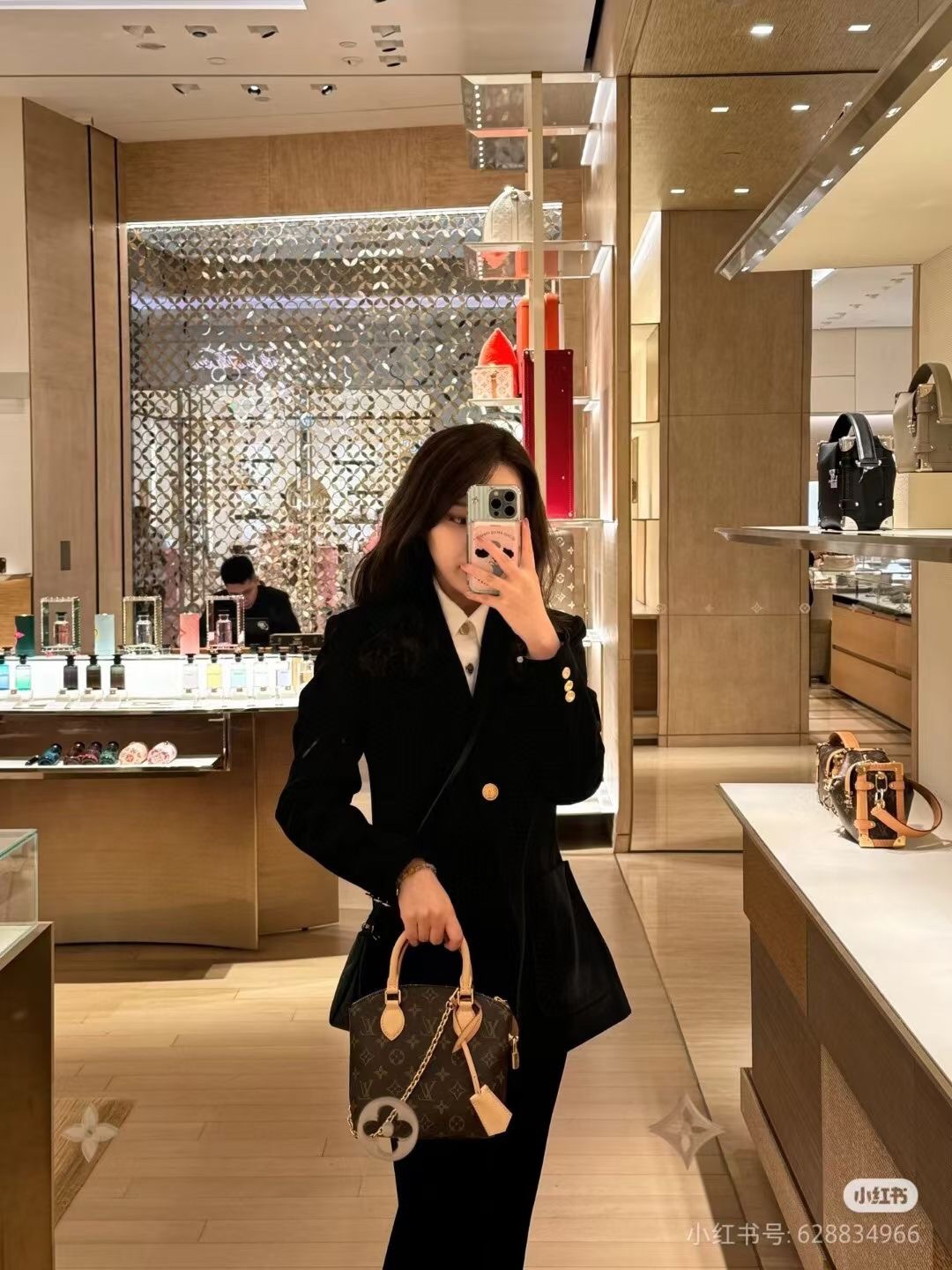 中免（Z M）原单天花板，163动态码
M12019