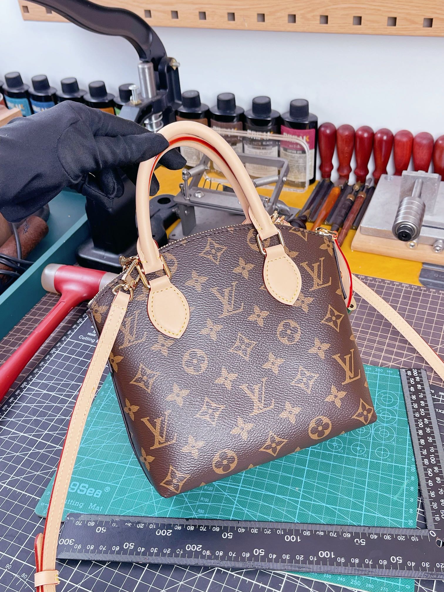 Louis Vuitton Lockit 手袋lv,包 2