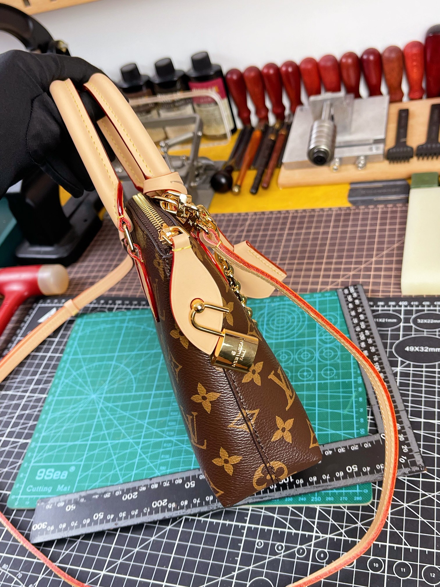 Louis Vuitton Lockit 手袋lv,包 3