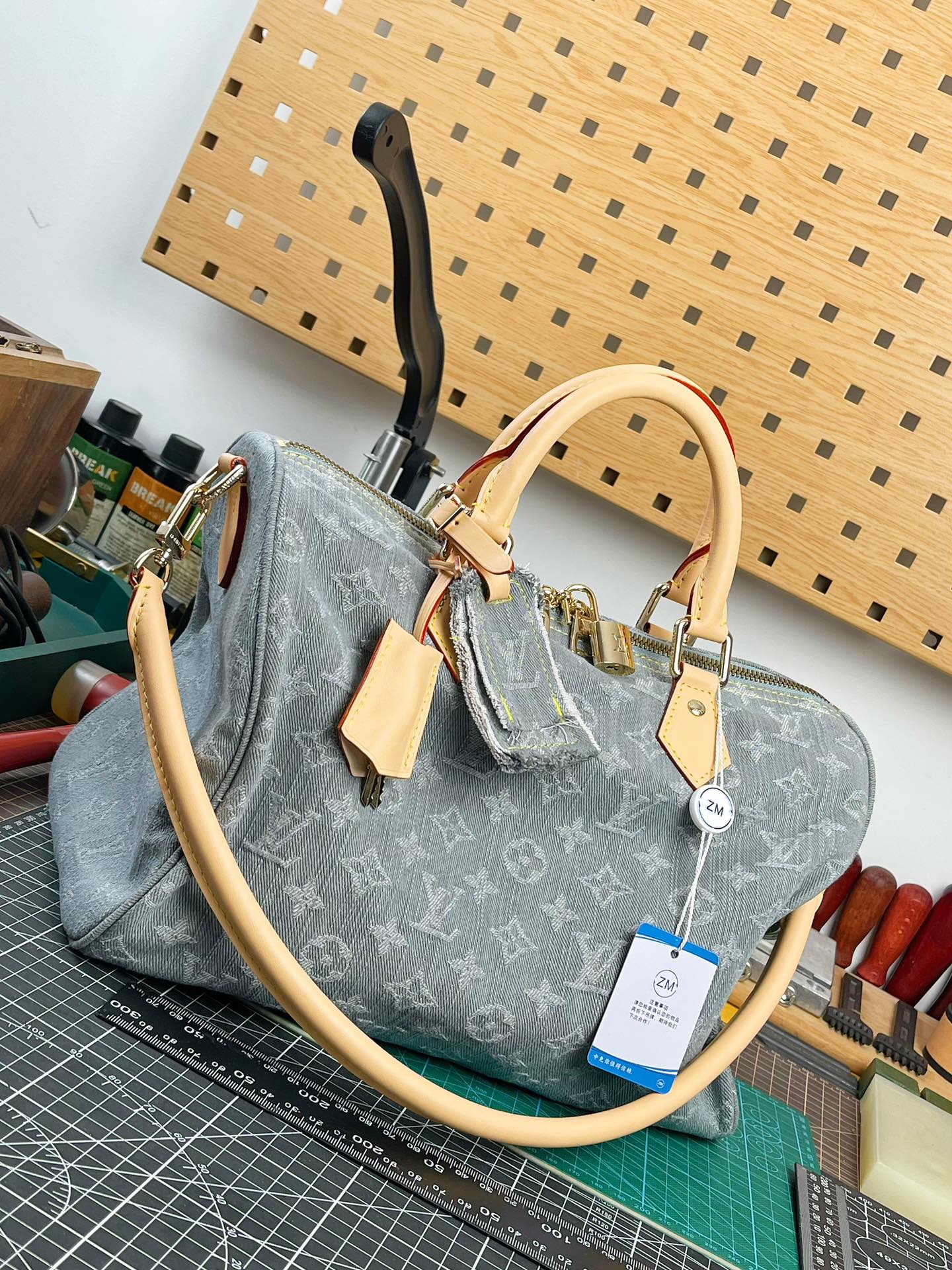 中免（Z M）原单天花板，163动态码
M1 LLBBxLBH
   Speedy Soft  LxL...