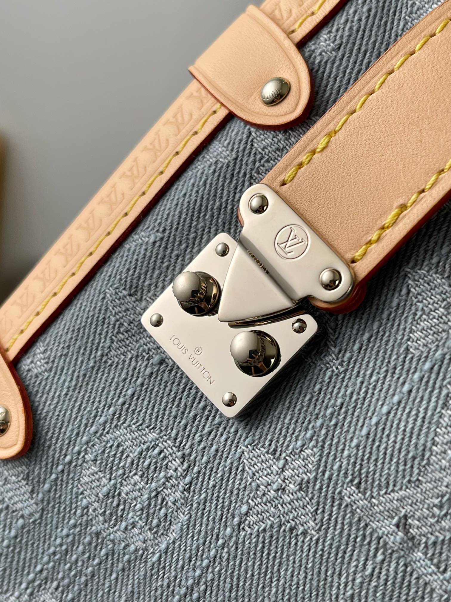 Louis Vuitton Monogram Denim 手袋lv,包 5