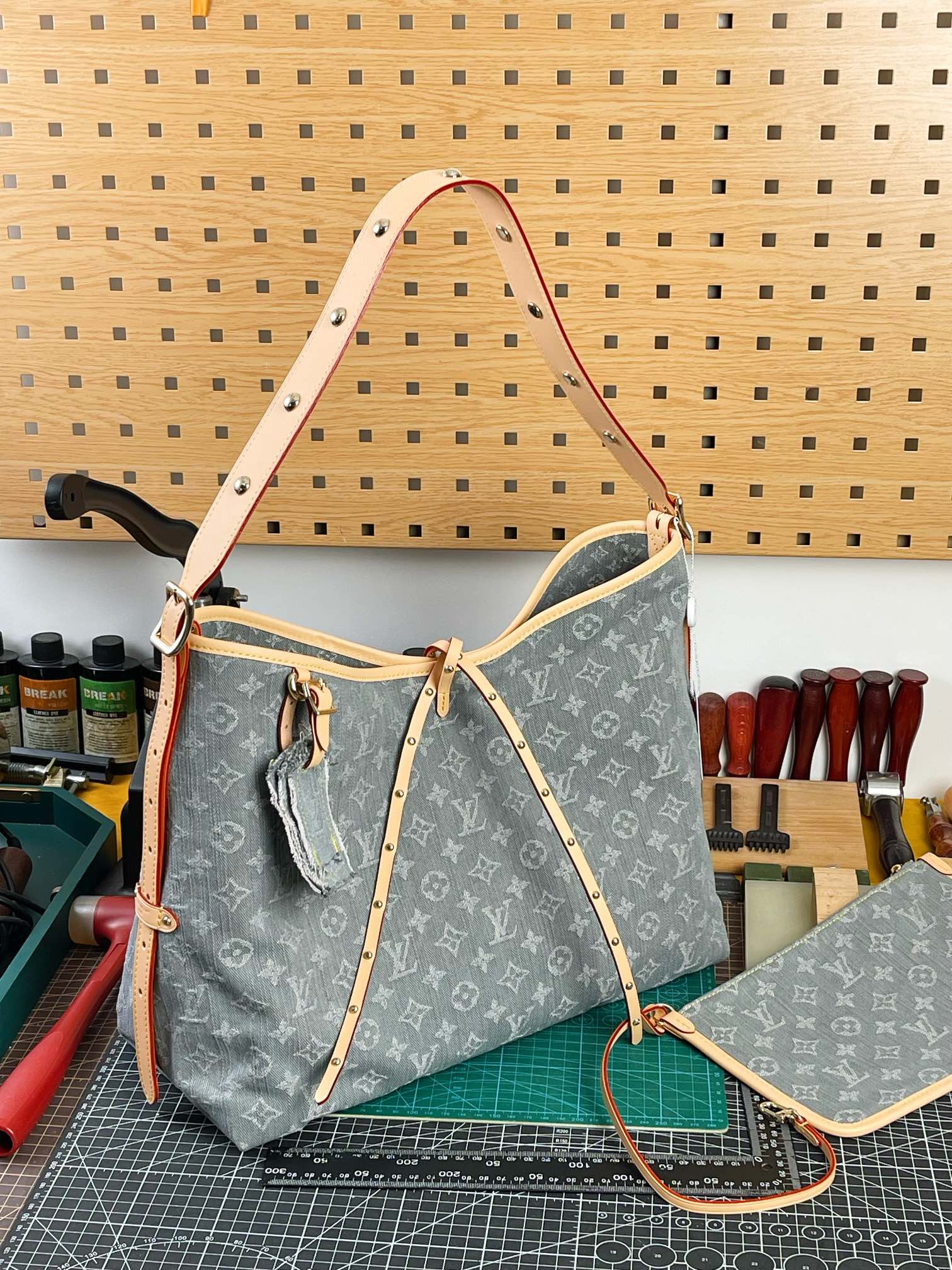 中免（Z M）原单天花板，163动态码 
M13289
   CarryAll 中号手...