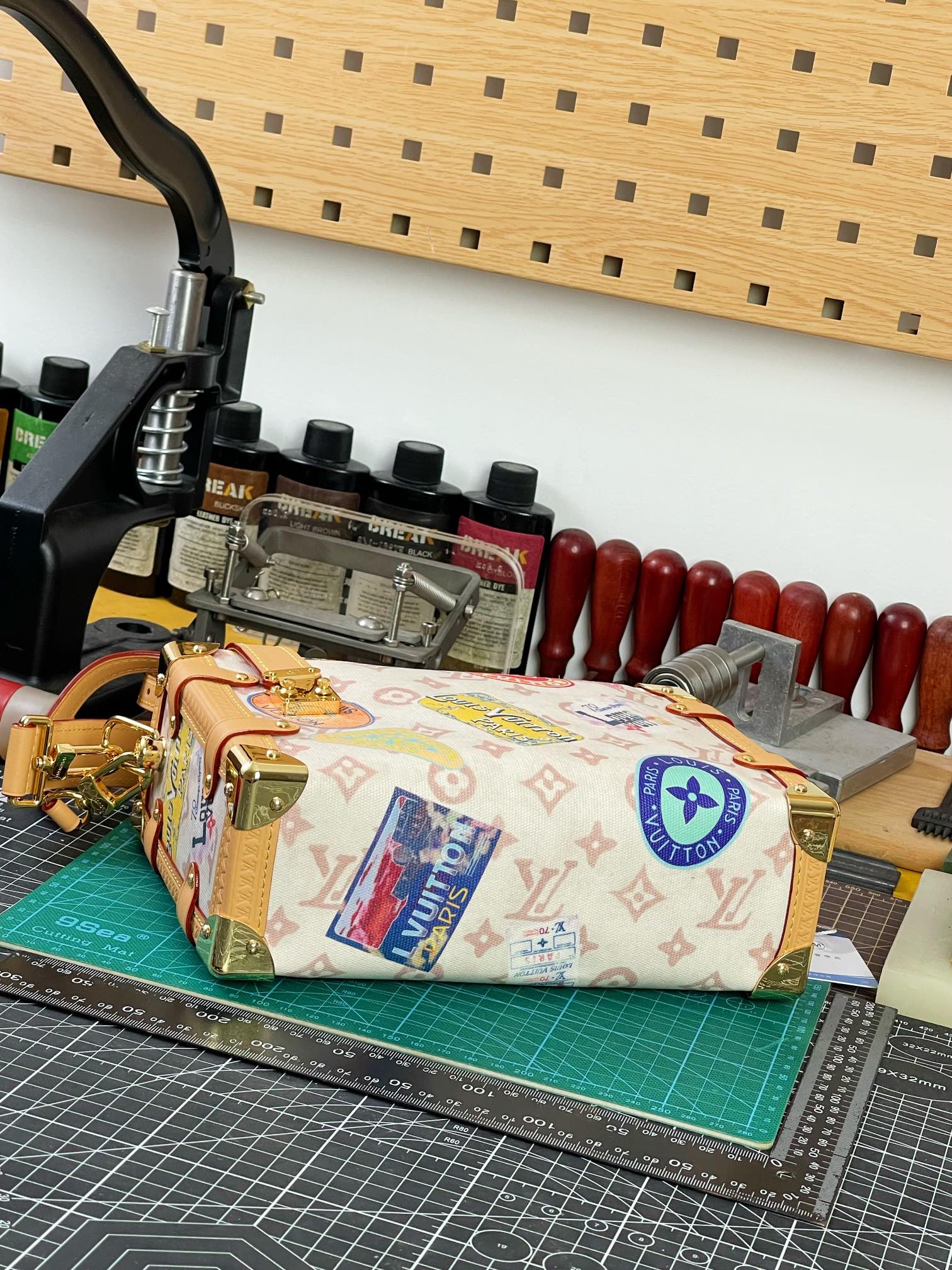 Louis Vuitton Flight Mode 手袋lv,包 4