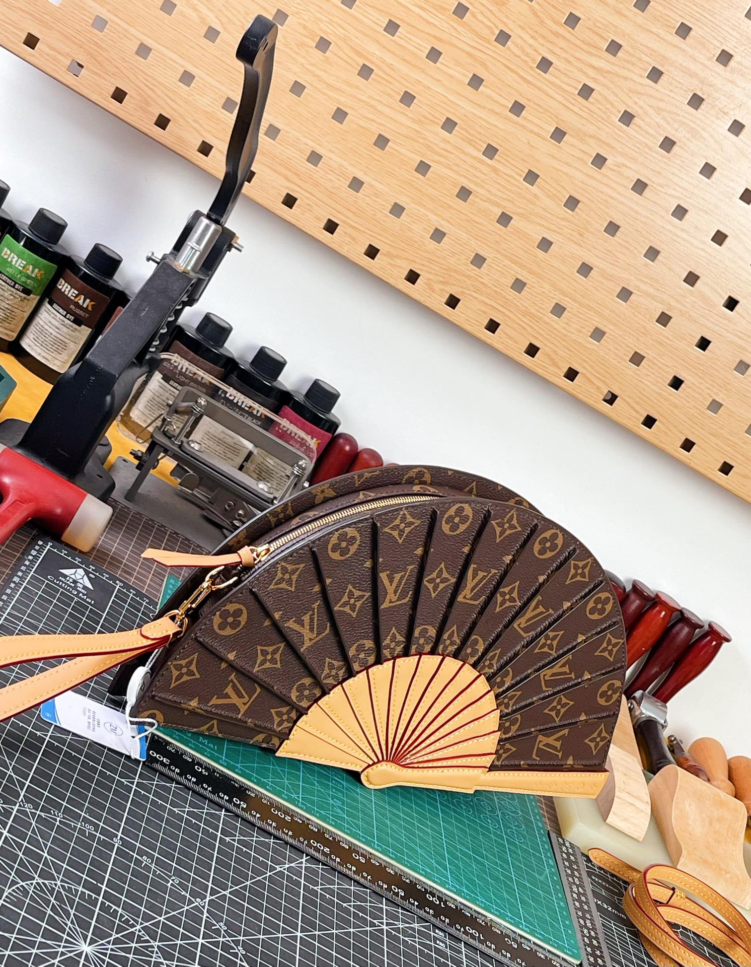 Louis Vuitton Monogram 手袋lv,包 3