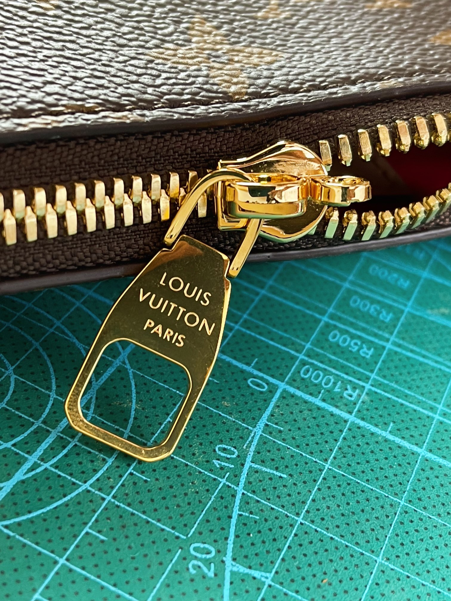 Louis Vuitton Monogram Handbaglv,包 6