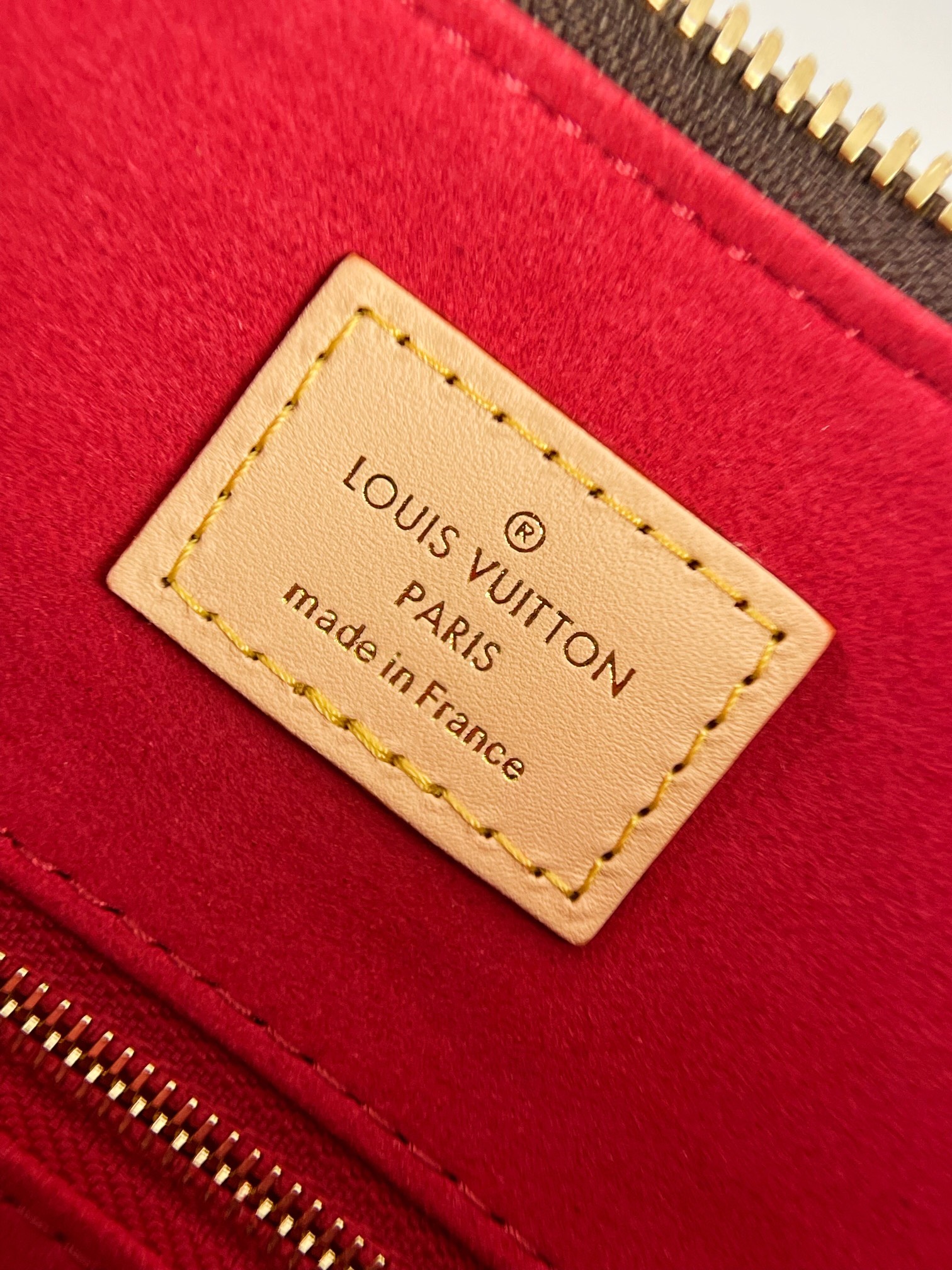 Louis Vuitton Monogram Handbaglv,包 9