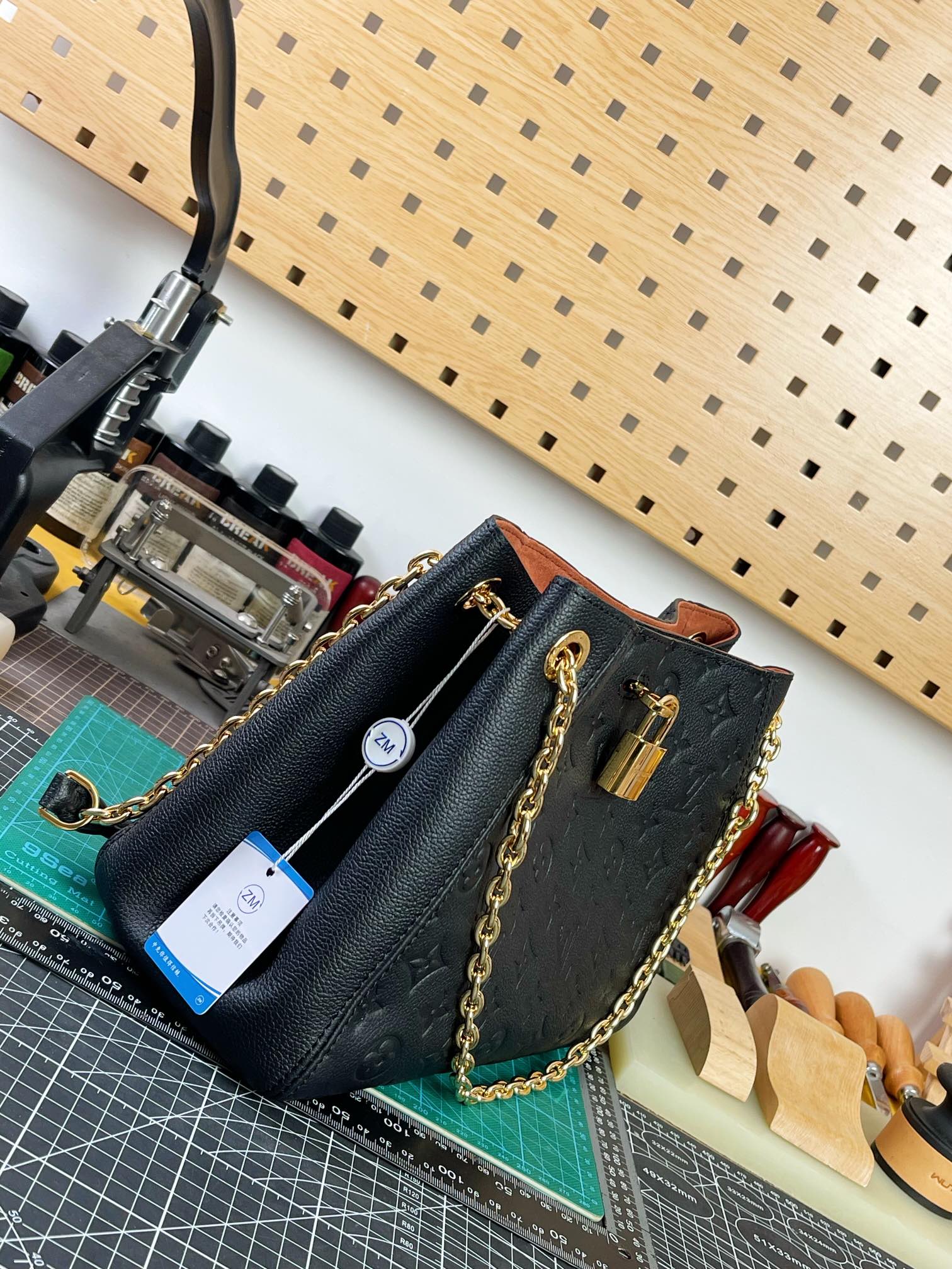 Louis Vuitton Promenade 手袋lv,包 3