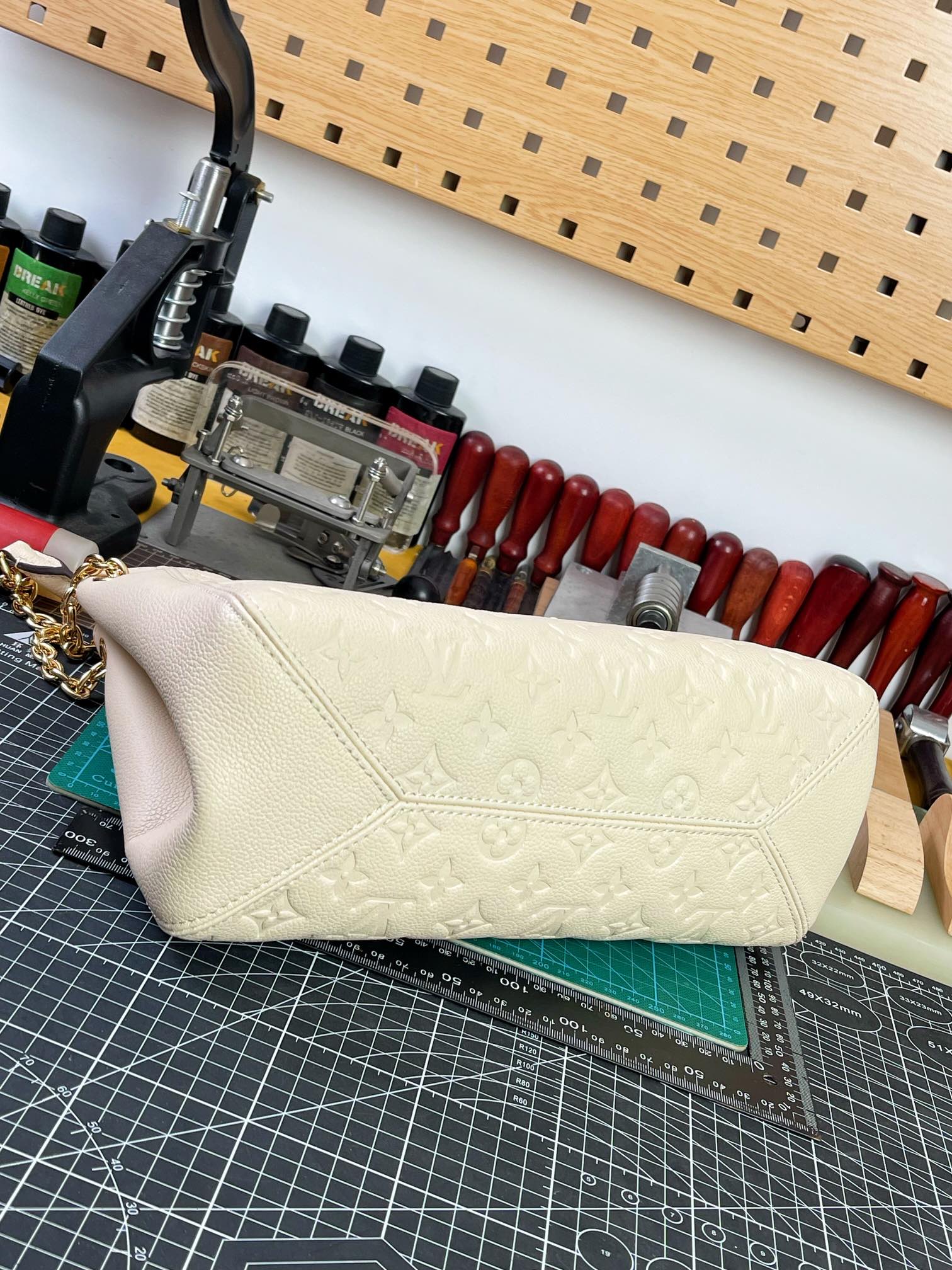 LV Anytime 手袋lv,包 3