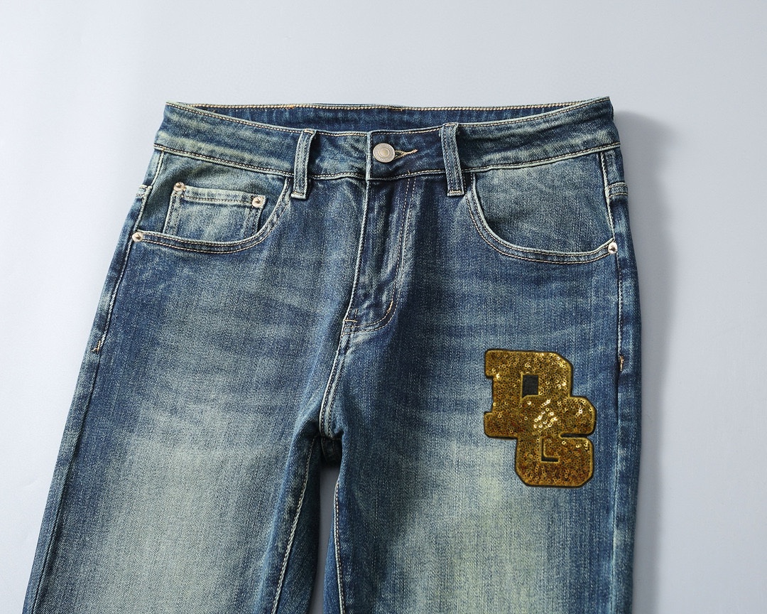  D&G 新品高端牛仔裤👖厚款秋冬系列产品、男装修身牛仔裤💎高品质小脚裤、弹力纤维面料柔软有质感！一流的