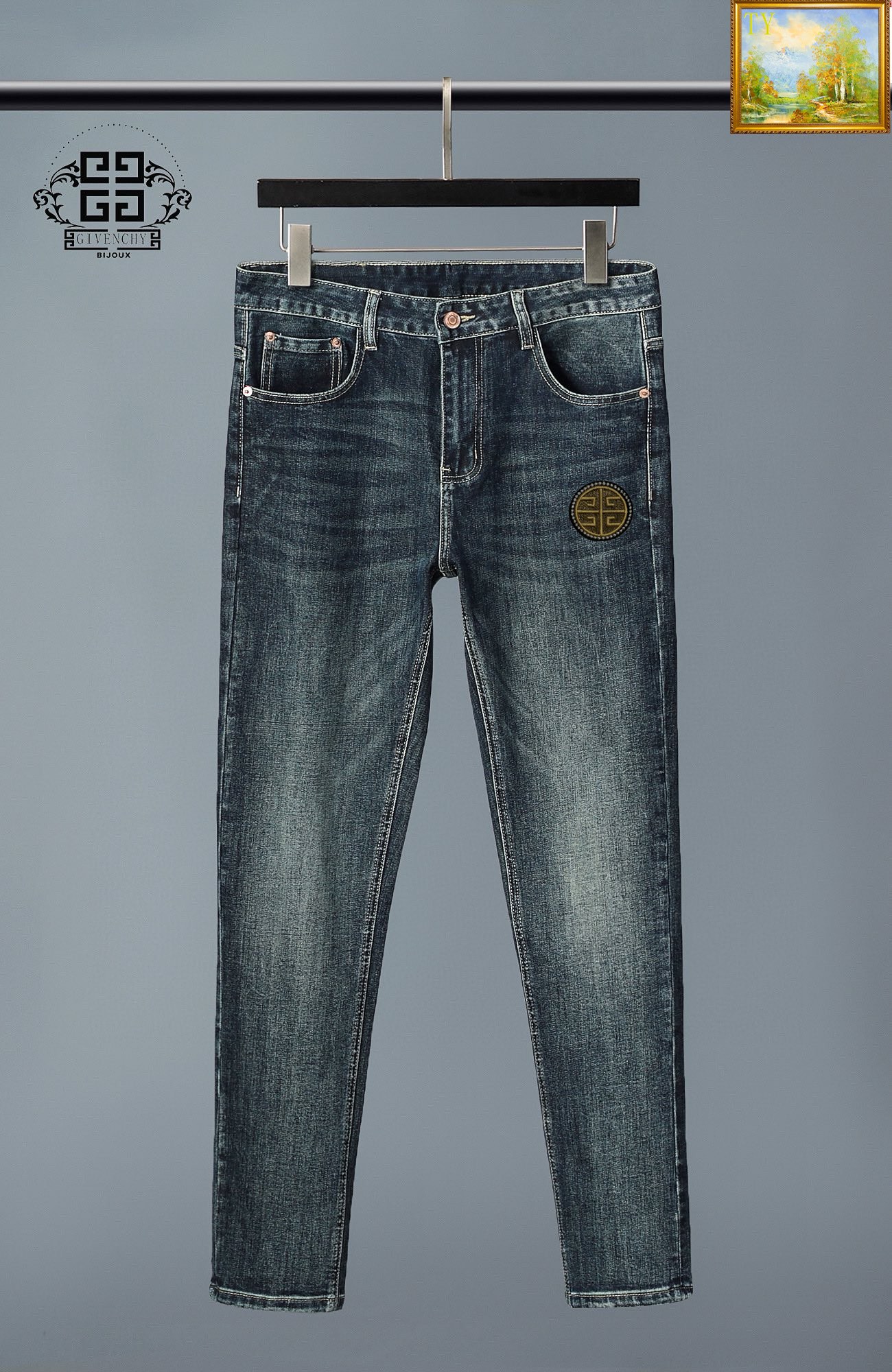  纪梵希 新品高端牛仔裤👖厚款秋冬系列产品、男装修身牛仔裤💎高品质小脚裤、弹力纤维面料柔软有质感！一流的
