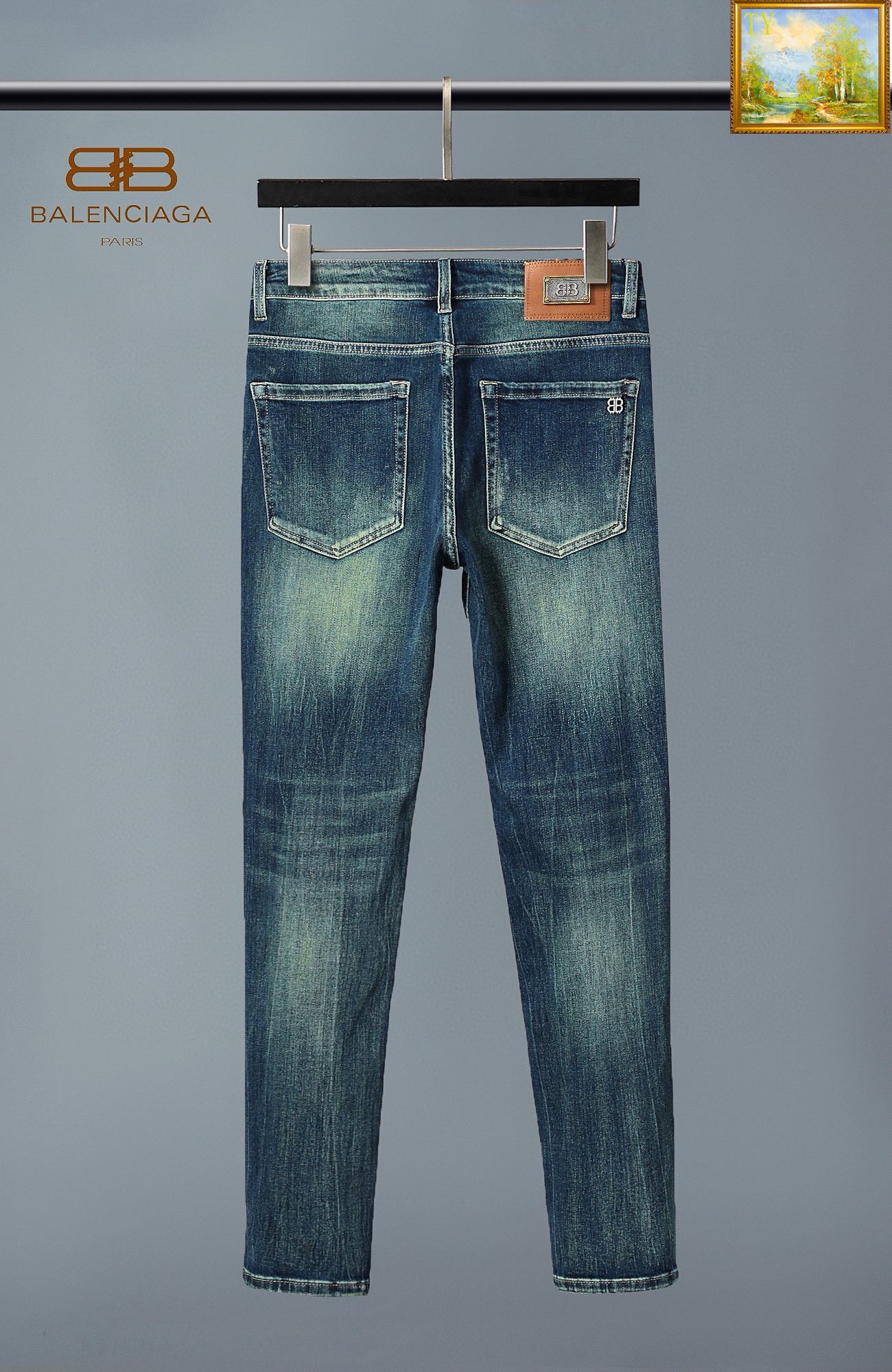  巴黎世家 新品高端牛仔裤👖厚款秋冬系列产品、男装修身牛仔裤💎高品质小脚裤、弹力纤维面料柔软有质感！一流