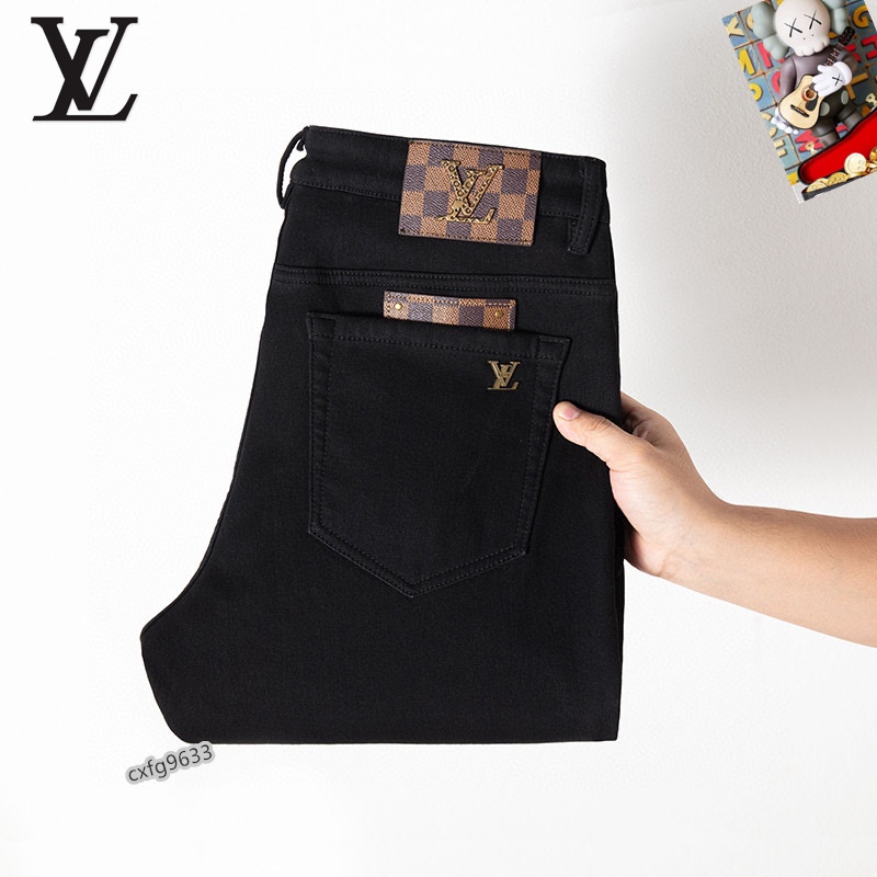  LV 新品高端加绒牛仔裤 加绒厚款秋冬系列产品、男装修身牛仔裤💎高品质小脚裤、弹力纤维面料柔软有质感！
