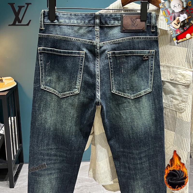  LV 新品高端加绒牛仔裤 加绒厚款秋冬系列产品、男装修身牛仔裤💎高品质小脚裤、弹力纤维面料柔软有质感！