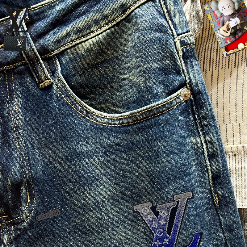  LV 新品高端加绒牛仔裤 加绒厚款秋冬系列产品、男装修身牛仔裤💎高品质小脚裤、弹力纤维面料柔软有质感！
