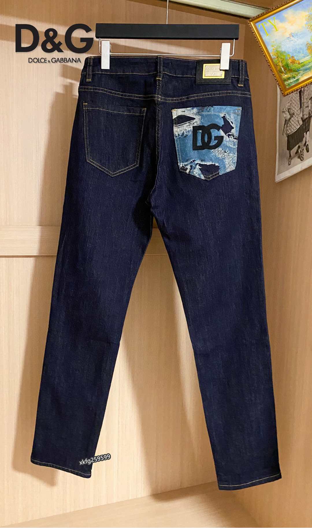  D&G 新品高端牛仔裤👖厚款秋冬系列产品、男装修身牛仔裤💎高品质小脚裤、弹力纤维面料柔软有质感！一流的