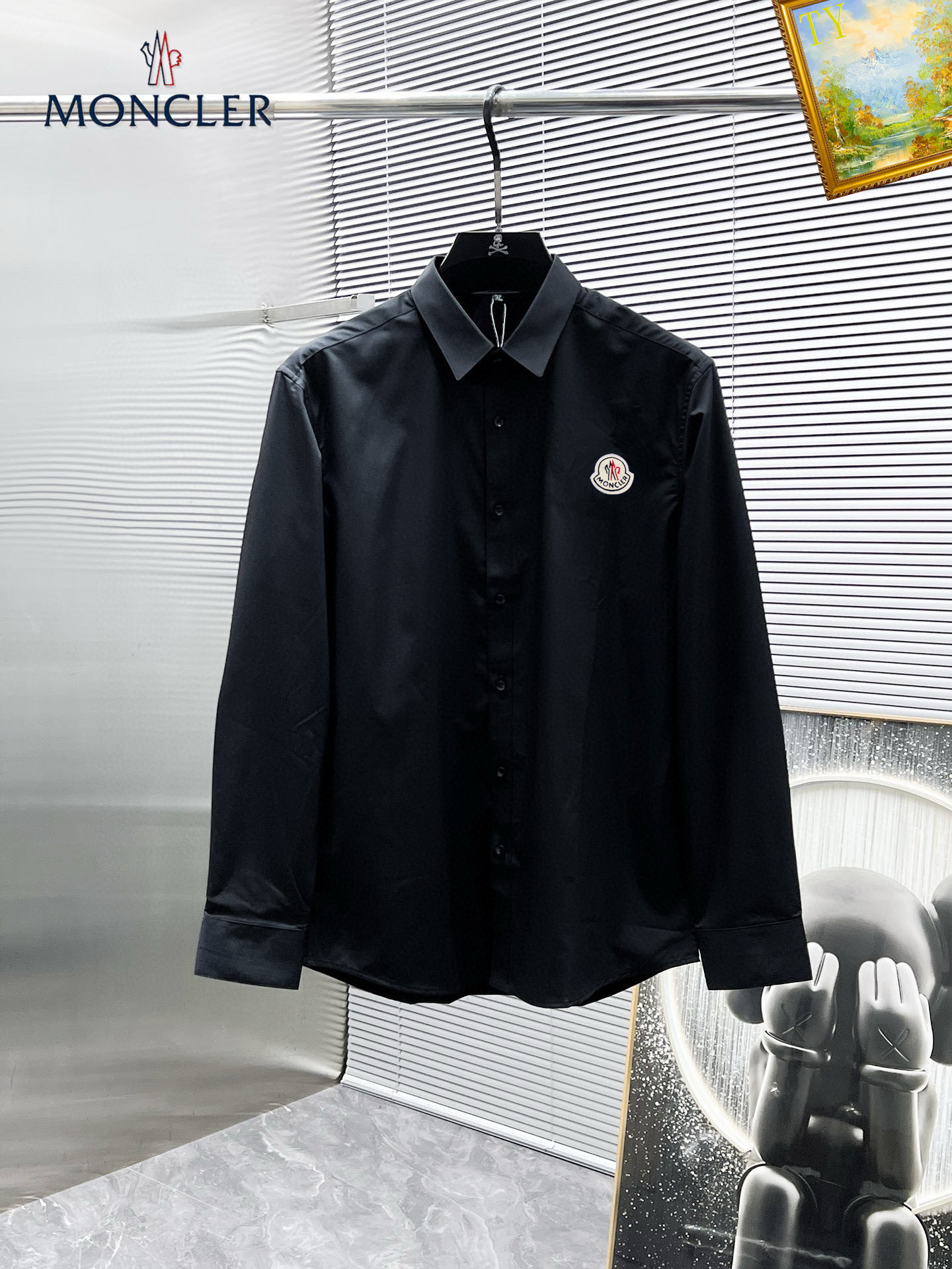 NO:438315,2025ss new long-sleeved shirt shirt, high-end version!  Customized fabrics for counters are breathable and comfortable, with impeccable details, and the brand element design concept reflects high quality. The feel is delicate and soft!  It is casually cut, with a great upper body style!  The maximum number of codes (M-4XL) can wear about 200 catties, Moncler, Shirts, alexander wang19860909蒙口 2025ss新款长袖 衬衫 衬衣,高端版本！专柜定制面料 透气舒适度高,细节无可挑剔,品牌元素设计理念,体现高品质.手感细腻柔软！呈现休闲裁剪,上身版型超赞！码数（M-4XL）最大可穿200斤左右,,Moncler,shirts,alexander wang,Men's clothing