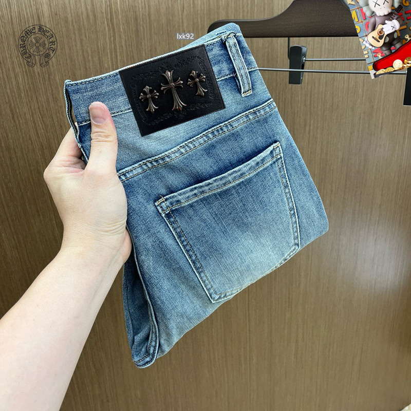 NO:438402,Croxin 25S spring and summer men's casual jeans......Made of cotton denim fabric, soft texture without losing muscles and bones, dry and tough feel. Classic iconic brand logo, soul-like embellishment. All indicators are top-quality, which naturally brings an excellent body feel!  !  !  Number of codes 28-3837, Chrome hearts, jeans, alexander wang19860909克罗心 25S春夏男士休闲牛仔裤.......棉质牛仔面料打造 质地柔软又不失筋骨,手感干爽有韧性 经典的标志性品牌徽标,灵魂般的点缀 各项指标皆为上品,自然带来极佳的上身体感！！！码数28-3837,,chrome hearts,jeans,alexander wang,Men's clothing