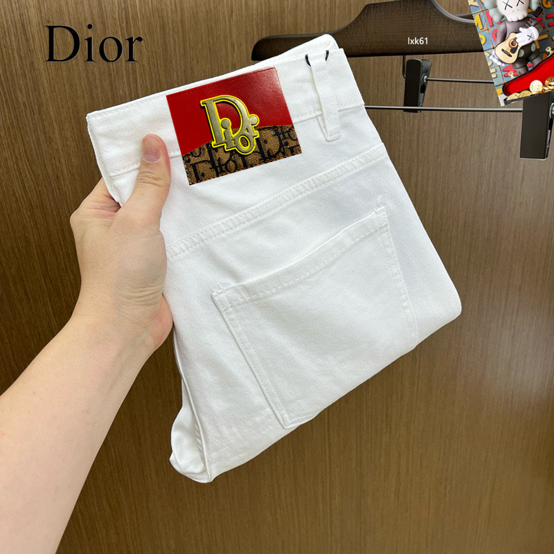 NO:438420,DIOR 25S spring and summer men's casual jeans......Made of cotton denim fabric, soft texture without losing muscles and bones, dry and tough feel. Classic iconic brand logo, soul-like embellishment. All indicators are top-quality, which naturally brings an excellent body feel!  !  !  Number of codes 28-3837, dior, jeans, alexander wang19860909DIOR 25S春夏男士休闲牛仔裤.......棉质牛仔面料打造 质地柔软又不失筋骨,手感干爽有韧性 经典的标志性品牌徽标,灵魂般的点缀 各项指标皆为上品,自然带来极佳的上身体感！！！码数28-3837,,dior,jeans,alexander wang,Men's clothing