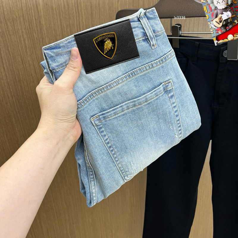 NO:429324,Lamborghini 25S spring and summer men's casual jeans......Made of cotton denim fabric, soft texture without losing muscles and bones, dry and tough feel. Classic iconic brand logo, soul-like embellishment. All indicators are top-quality, which naturally brings an excellent body feel!  !  !  Number of codes 28-3837, jeans,alexander wang19860909兰博基尼 25S春夏男士休闲牛仔裤.......棉质牛仔面料打造 质地柔软又不失筋骨,手感干爽有韧性 经典的标志性品牌徽标,灵魂般的点缀 各项指标皆为上品,自然带来极佳的上身体感！！！码数28-3837,,jeans,alexander wang,Men's clothing