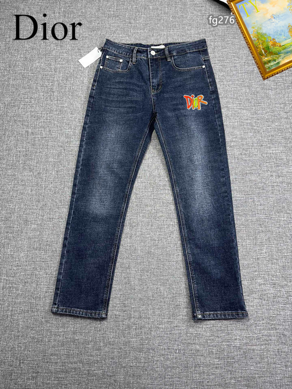 NO:438353,DIOR counter latest same style of jeans. The fabric style is excellent. You don’t have to choose the body. There are no restrictions on matching. You can set off other items in a simple way to show your style and posture. You can match any style of items, match them with various T-shirts/shirts, knitted jackets. You don’t have to worry about matching when going out on a daily basis. Size 29-38,,dior,jeans,jackets & coats,shirts,tees,t-shirt,alexander wang19860909DIOR 专柜最新同款牛仔裤 面料版型做工绝绝子 好穿不挑身材在搭配上没有太多的限制 随意简洁的衬托其他单品,来展现自己的风格姿态～ 可以百搭任何风格的单品,搭配各种T恤／衬衫,针织外套都可,日常外出不必再为搭配而烦恼了 尺码 29-38,,dior,jeans,jackets & coats,shirts,tees，t-shirt,alexander wang,Men's clothing