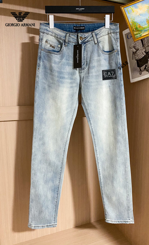 NO:438340,Armani 2025ss new jeans, custom-made full set of hardware, brand new brand design craftsmanship, fine workmanship, perfect details, high version Number of codes 28-38 (no 35.37), Armani, jeans, alexander wang19860909阿玛尼 2025ss新款牛仔裤,定制全套五金,全新品牌设计工艺,做工精细,细节完美,高版本 码数28-38（无35.37）,,armani,jeans,alexander wang,Men's clothing