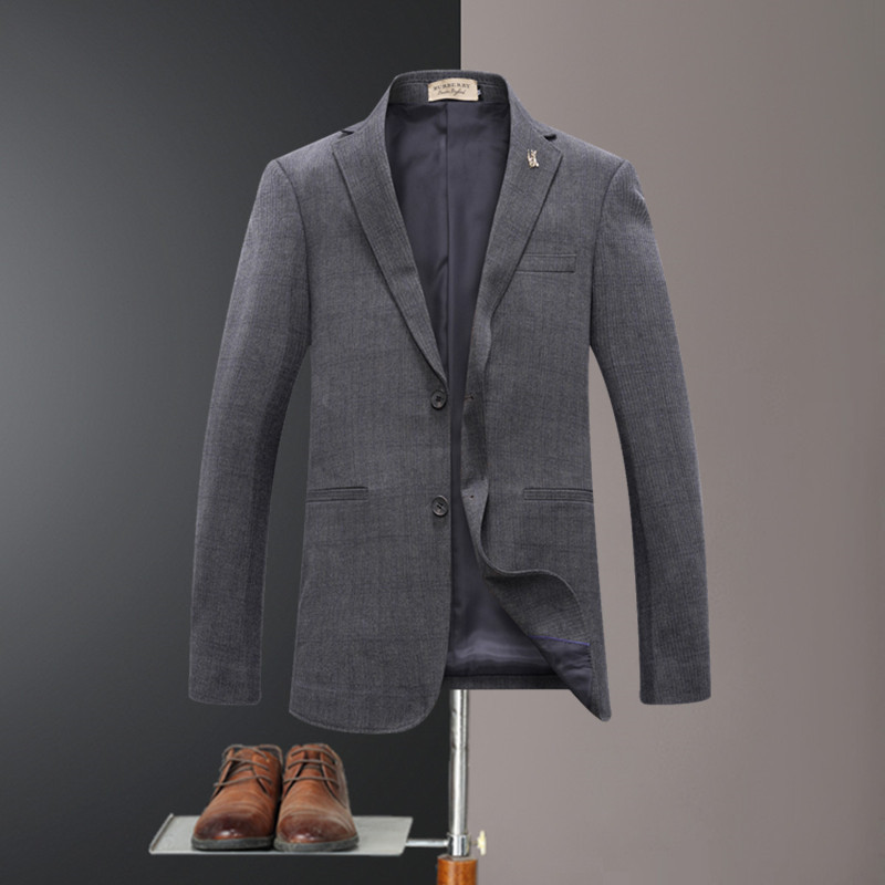 NO:728889,Support replacement after the year!  The high version of Burberry 2025SS is the main series of European counters. Men's slim suits are made of imported high-end fabrics. The fabrics are super cool and the upper body is chic and elegant, full of nobility!  Necessary size for male idols: M-XXXL (please state your height and weight when placing an order),,burberry,19860909支持年后退换！ 高版本 巴宝莉 2025SS欧洲专柜主打系列.男士修身西服 ,采用进口高端面料 ,面料超级牛逼上身潇洒大气 ,贵气十足！男神必备码数:M-XXXL 下单请报身高体重),,burberry,,Men's clothing