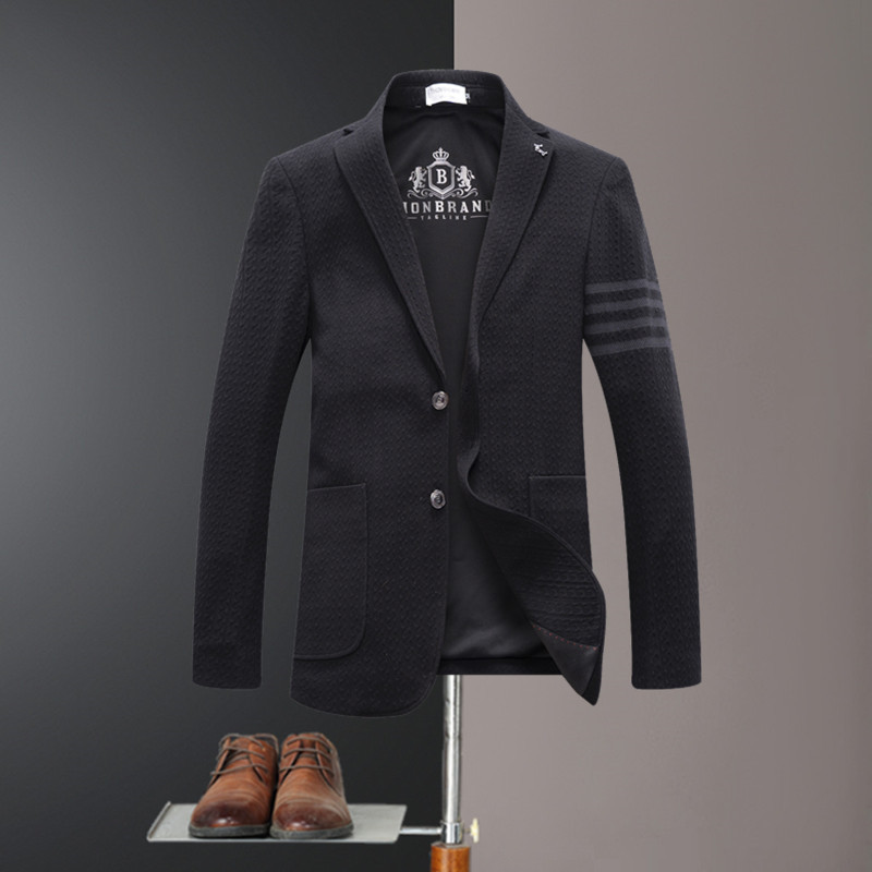 NO:728892,Support replacement after the year!  The high version TB 2025SS is the main series of European counters. Men's slim suits are made of imported high-end fabrics. The fabrics are super cool and the upper body is chic and elegant, full of nobility!  Required size for male idols: M-XXXL (please state your height and weight when placing an order),,19860909支持年后退换！ 高版本 TB 2025SS欧洲专柜主打系列.男士修身西服 ,采用进口高端面料 ,面料超级牛逼上身潇洒大气 ,贵气十足！男神必备码数:M-XXXL 下单请报身高体重),,,Men's clothing