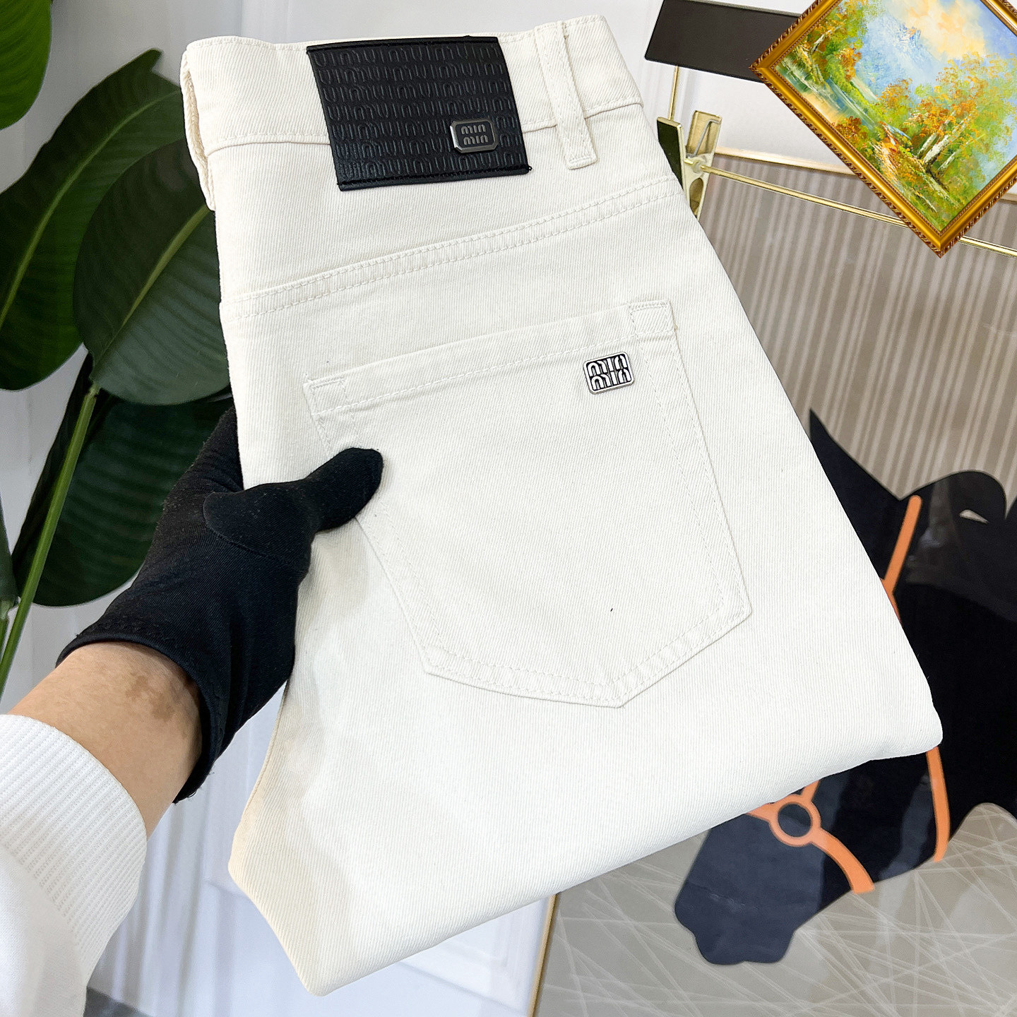 NO:442172,Miao Miao 2025ss new jeans, custom-made full set of hardware, brand new brand design craftsmanship, fine workmanship, perfect details, high version Number of codes 28-38 (no 35.37), ,jeans,alexander wang19860909缪缪 2025ss新款牛仔裤,定制全套五金,全新品牌设计工艺,做工精细,细节完美,高版本 码数28-38（无35.37）,,jeans,alexander wang,Men's clothing