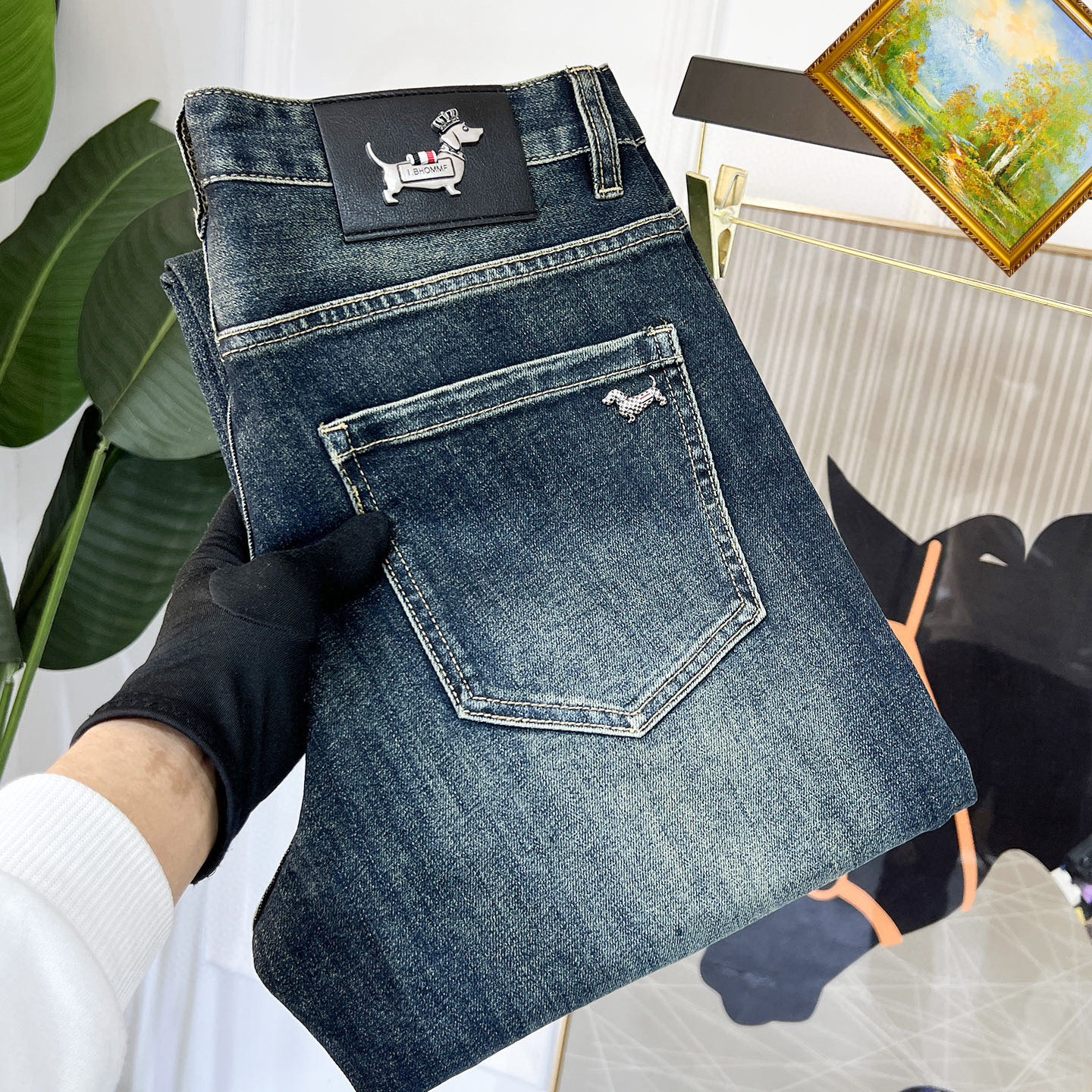 NO:442212,TB 2025ss new jeans, custom-made full set of hardware, brand new brand design craftsmanship, fine workmanship, perfect details, high version Number of codes 28-38 (no 35.37), ,jeans,alexander wang19860909TB 2025ss新款牛仔裤,定制全套五金,全新品牌设计工艺,做工精细,细节完美,高版本 码数28-38（无35.37）,,jeans,alexander wang,Men's clothing