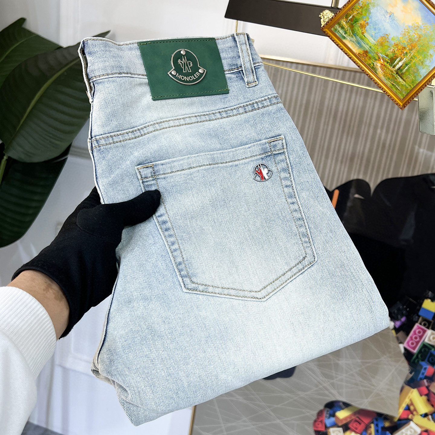 NO:442240,2025ss new jeans, custom-made full set of hardware, brand new brand design craftsmanship, fine workmanship, perfect details, high version Number of codes 28-38 (no 35.37), Moncler, jeans, alexander wang19860909蒙口 2025ss新款牛仔裤,定制全套五金,全新品牌设计工艺,做工精细,细节完美,高版本 码数28-38（无35.37）,,Moncler,jeans,alexander wang,Men's clothing