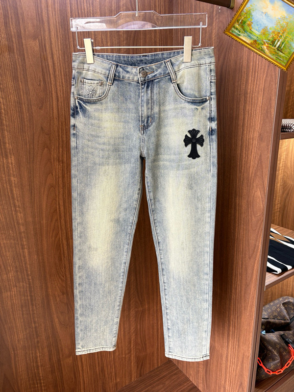 NO:431209,Croxin 2025ss new jeans, custom-made full set of hardware, brand new brand design craftsmanship, fine workmanship, perfect details, high version Number of codes 28-38 (no 35.37), Chrome hearts, jeans, alexander wang19860909克罗心 2025ss新款牛仔裤,定制全套五金,全新品牌设计工艺,做工精细,细节完美,高版本 码数28-38（无35.37）,,chrome hearts,jeans,alexander wang,Men's clothing