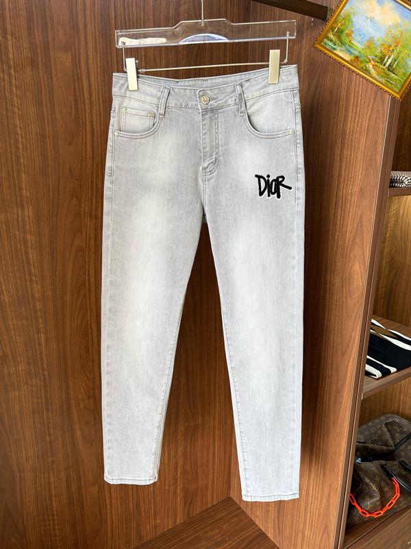 NO:431219,DIOR 2025ss new jeans, custom-made full set of hardware, brand new brand design craftsmanship, fine workmanship, perfect details, high version Number of codes 28-38 (no 35.37), dior, jeans, alexander wang19860909DIOR 2025ss新款牛仔裤,定制全套五金,全新品牌设计工艺,做工精细,细节完美,高版本 码数28-38（无35.37）,,dior,jeans,alexander wang,Men's clothing