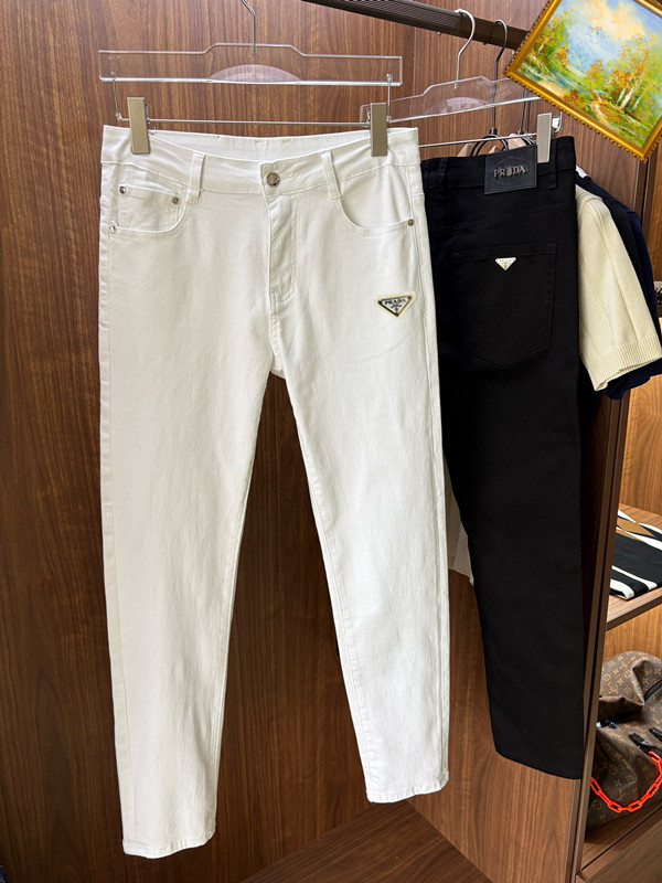 NO:431200,Prada 2025ss new jeans, custom-made full set of hardware, brand new brand design craftsmanship, fine workmanship, perfect details, high version number 28-38 (no 35.37), prada, jeans, alexander wang19860909普拉达 2025ss新款牛仔裤,定制全套五金,全新品牌设计工艺,做工精细,细节完美,高版本 码数28-38（无35.37）,,prada,jeans,alexander wang,Men's clothing