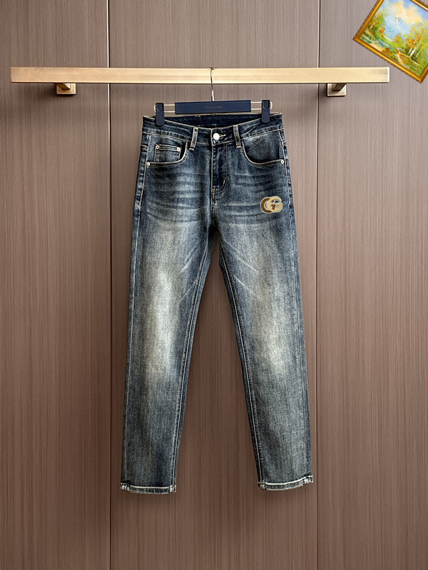 NO:725720,Support replacement after the year!  Gucci ss new jeans, customized full set of hardware, new brand design technology, fine workmanship, perfect details, high version code number 28-38 (no 35.37),,jeans,19860909支持年后退换！ 古奇 ss新款牛仔裤,定制全套五金,全新品牌设计工艺,做工精细,细节完美,高版本 码数28-38（无35.37）,,jeans,,Men's clothing