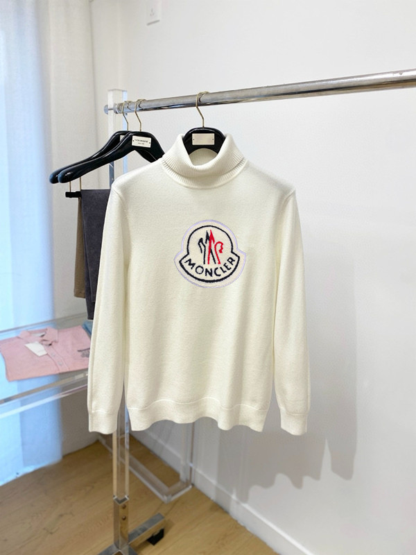 NO:725649,Support replacement after the year!  Top-notch high-neck long-sleeved sweater for menstruation, high-end customized and versatile style. Anyone can easily control it. The fabric is fully customized. The latest logo design of a luxury classic brand on the chest. It is very classy and a must-have for those who know what to buy!  The tailoring is slim-fitting, very refined, shows off aura, and highlights the sophistication of business men. This is unique, it has just the right amount of slim fit, and the upper body effect is great!  Size M-3XL,,Moncler,sweaters,19860909支持年后退换！蒙口顶级高领长袖毛衣高级定制百搭款式 任何人都可以轻松驾驭 面料全订制工艺 胸前奢华经典品牌最新logo设计,非常显档次懂货的必须入！版型剪裁属于修身款 非常精致,显气场,又会凸显商务男士的精致,这就是独到之处,恰到好处的修身,上身效果非常赞！尺码M-3XL,,Moncler,sweaters,,Men's clothing