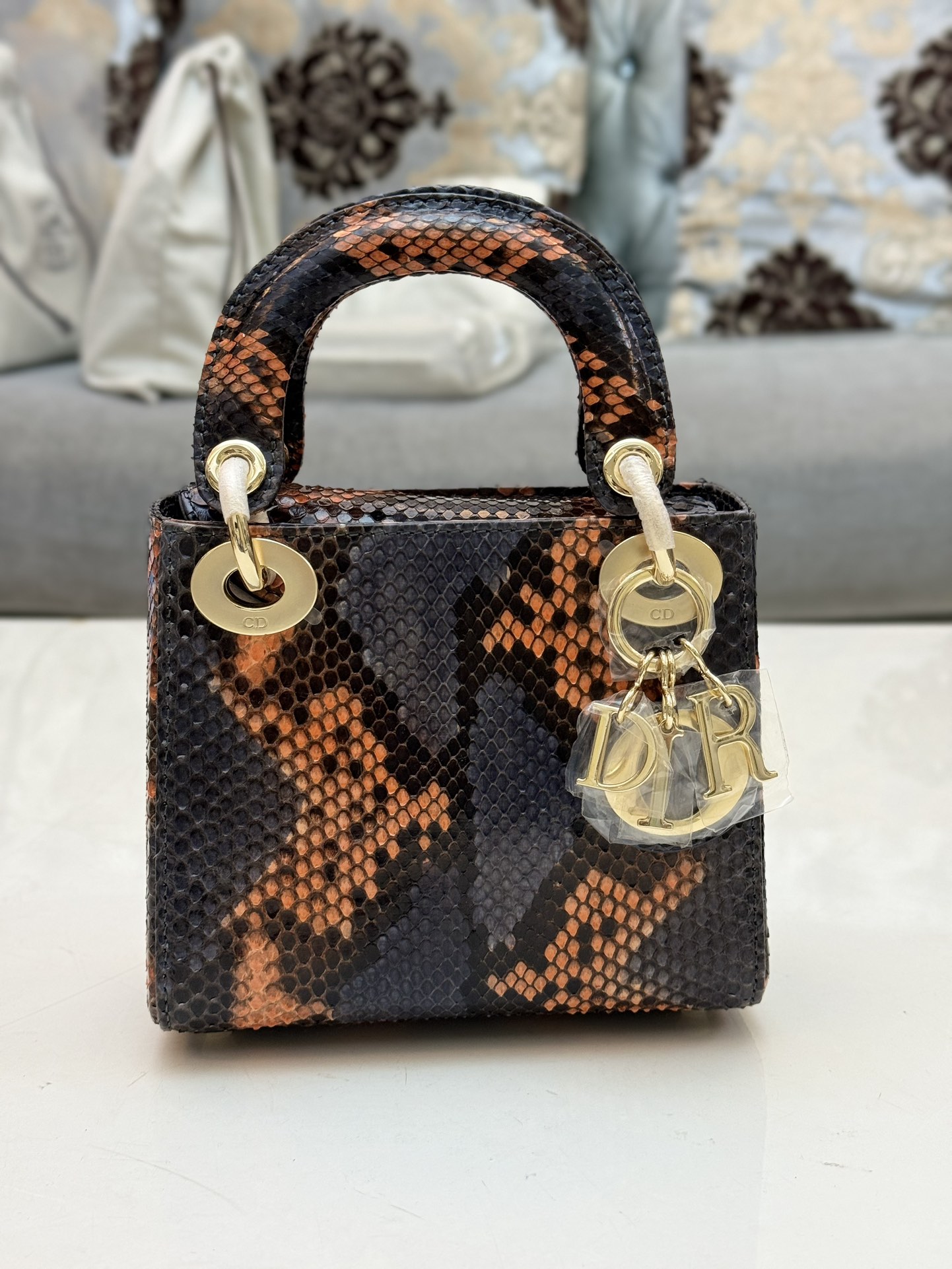 Dior Export order mini 17cm
