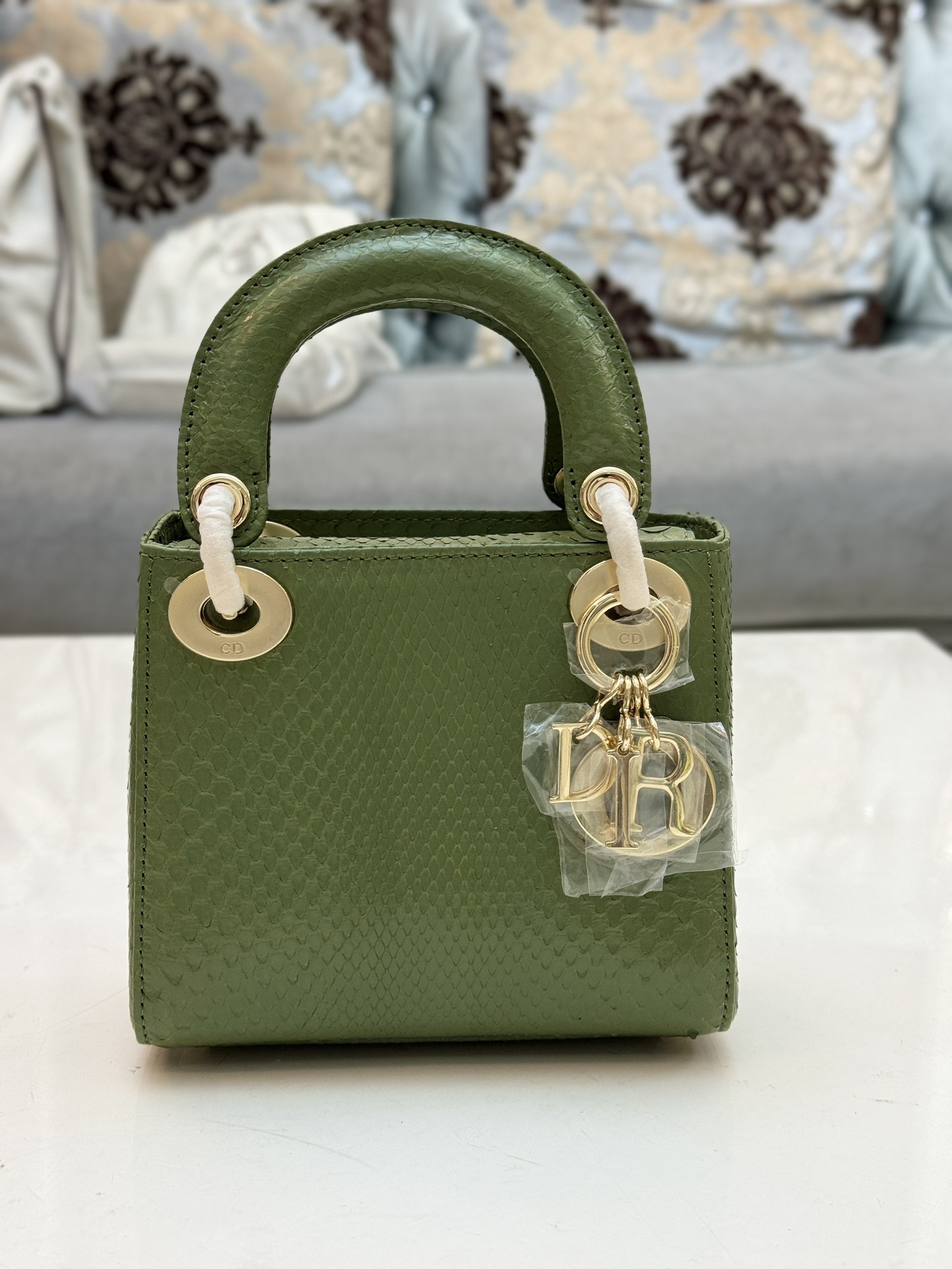 Dior Export order mini 17cm