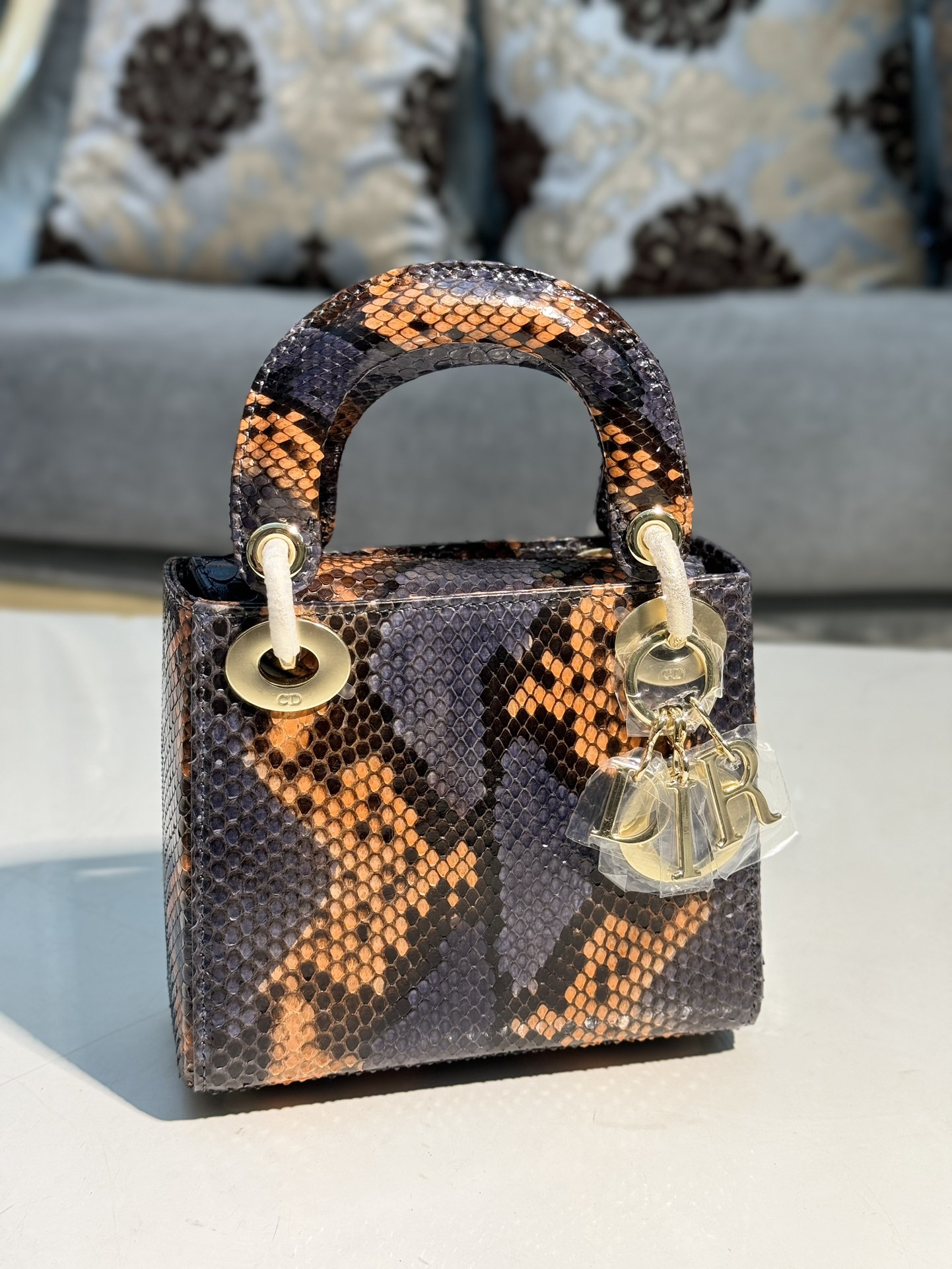 Dior Handmade rare leather, starting from 50,000 at the counter