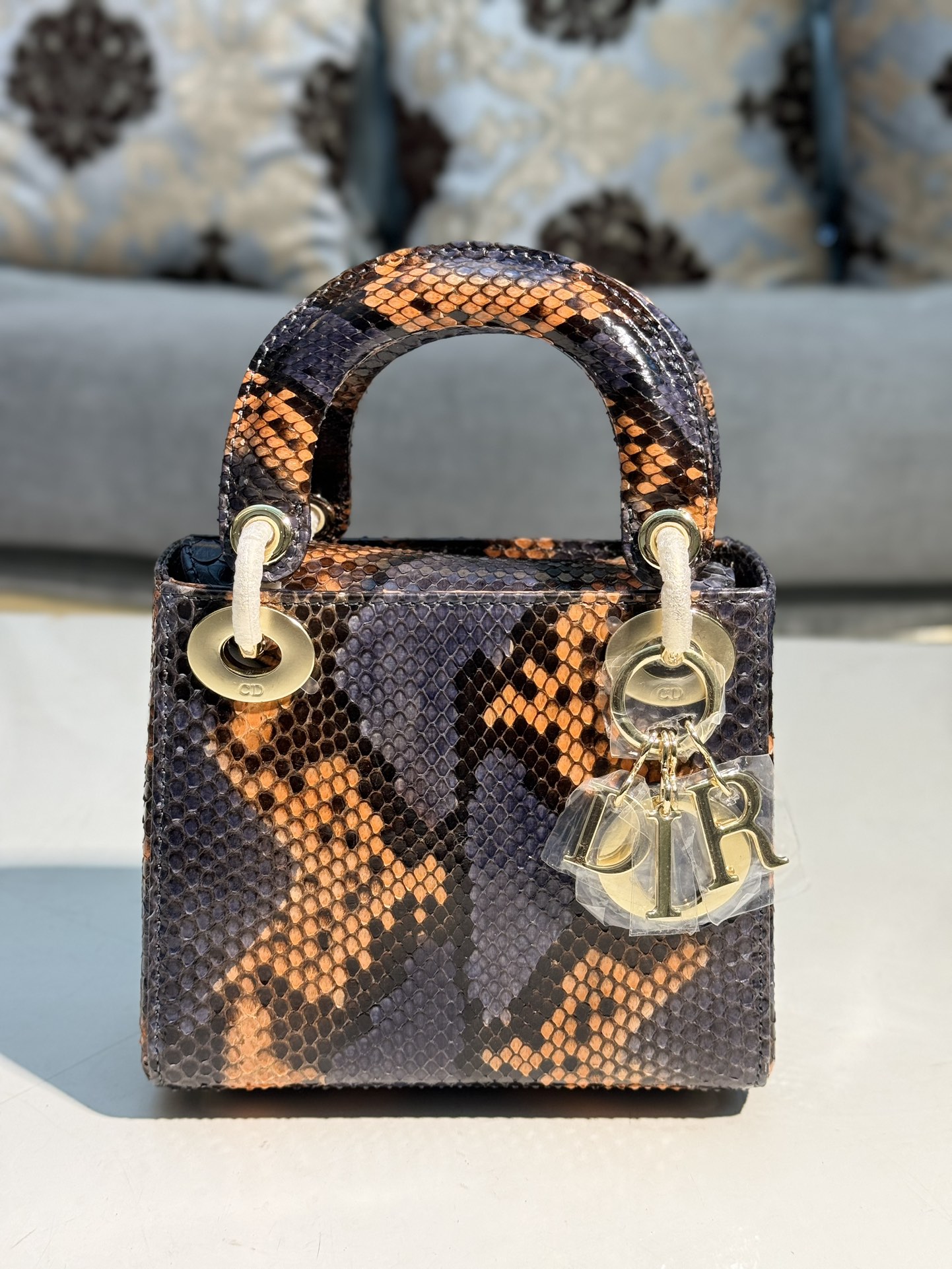 Dior Handmade rare leather, starting from 50,000 at the counter
