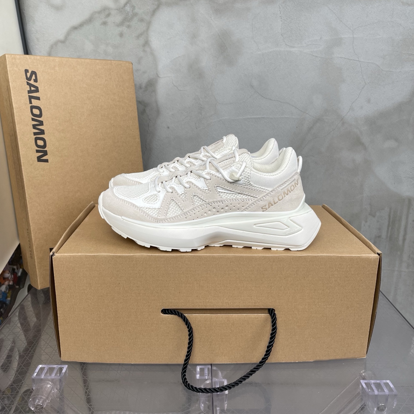 NO:284675,Top version SALOMON ODYSSEY ELMT LOW Size 36-46,19860909顶级版本 SALOMON萨洛蒙 ODYSSEY ELMT LOW 尺码36-46,,Men's shoes