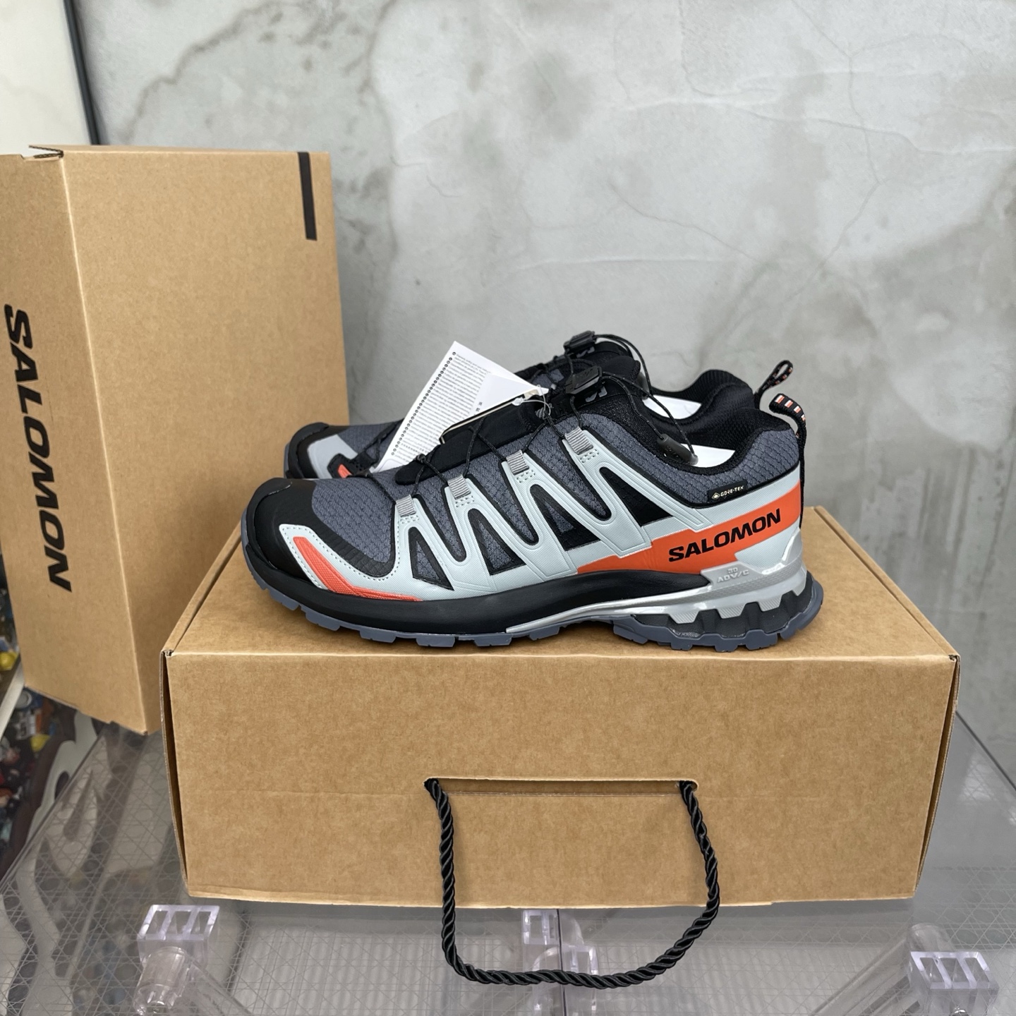 NO:680171,SALOMON XA Pro 3D V9 GTX, comfortable and versatile, shock-absorbing, waterproof, breathable, supportive, traction, low-cut hiking shoes, men's size 40-46,19860909SALOMON萨洛蒙 XA Pro 3D V9 GTX 舒适百搭 减震防水透气支撑抓地 低帮 徒步鞋 男款 40-46码,,Men's shoes