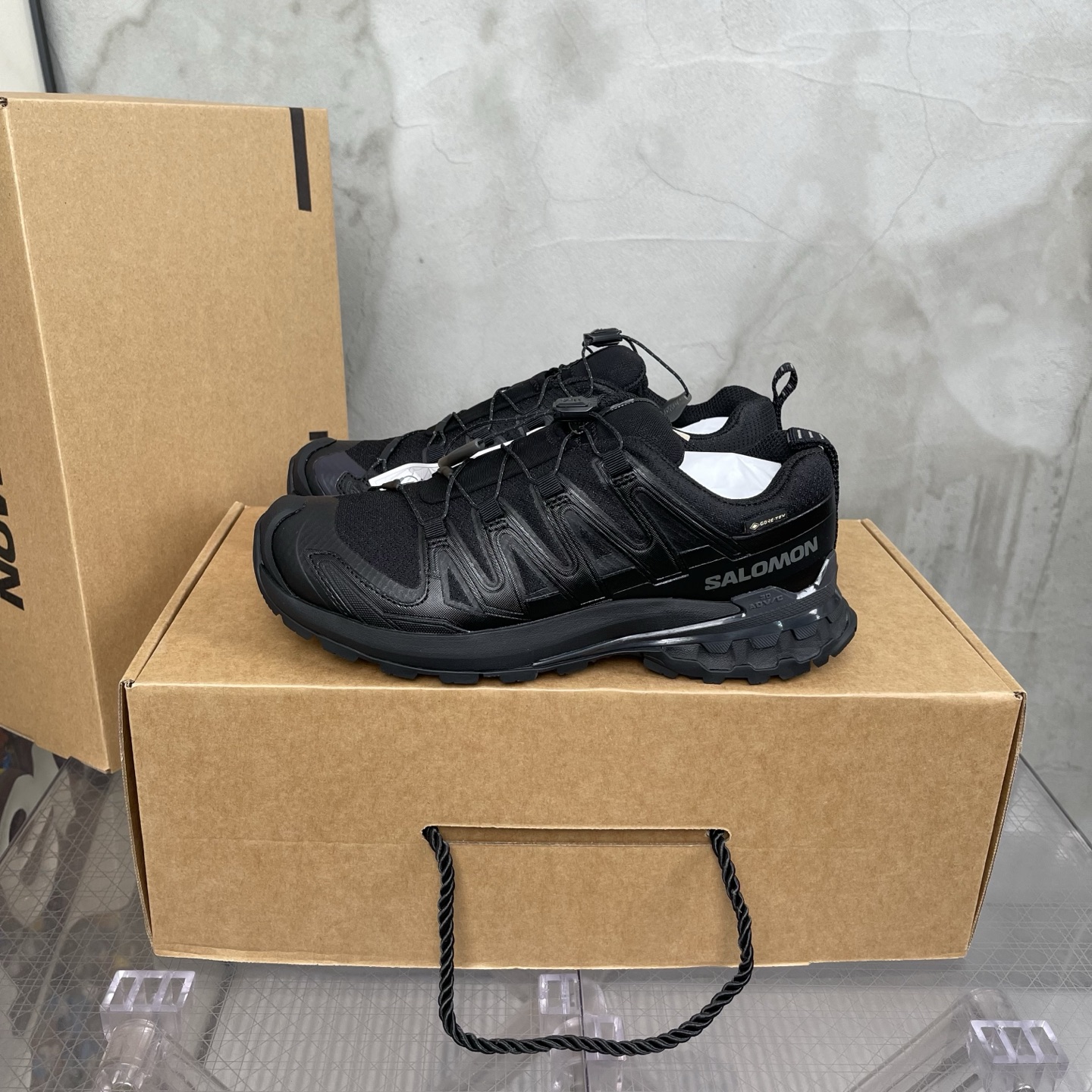 NO:680178,SALOMON XA Pro 3D V9 GTX, comfortable and versatile, shock-absorbing, waterproof, breathable, supportive, traction, low-cut hiking shoes, top version, same for men and women, 36-46,19860909SALOMON萨洛蒙 XA Pro 3D V9 GTX 舒适百搭 减震防水透气支撑抓地 低帮 徒步鞋 顶级版本男女同款36-46,,Men's shoes