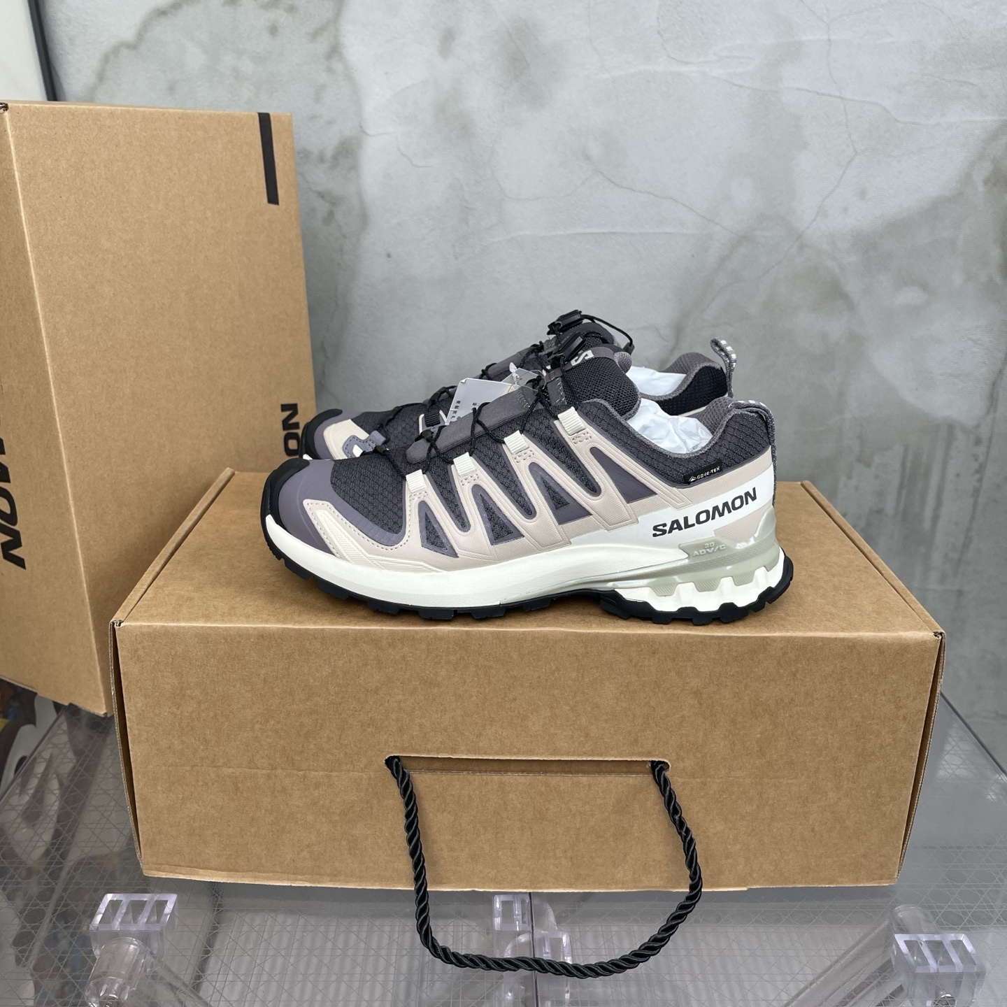 NO:680185,SALOMON XA Pro 3D V9 GTX, comfortable and versatile, shock-absorbing, waterproof, breathable, supportive, traction, low-cut hiking shoes, top version, women's sizes 36-39,19860909SALOMON萨洛蒙 XA Pro 3D V9 GTX 舒适百搭 减震防水透气支撑抓地 低帮 徒步鞋 顶级版本女款36-39码,,Men's shoes