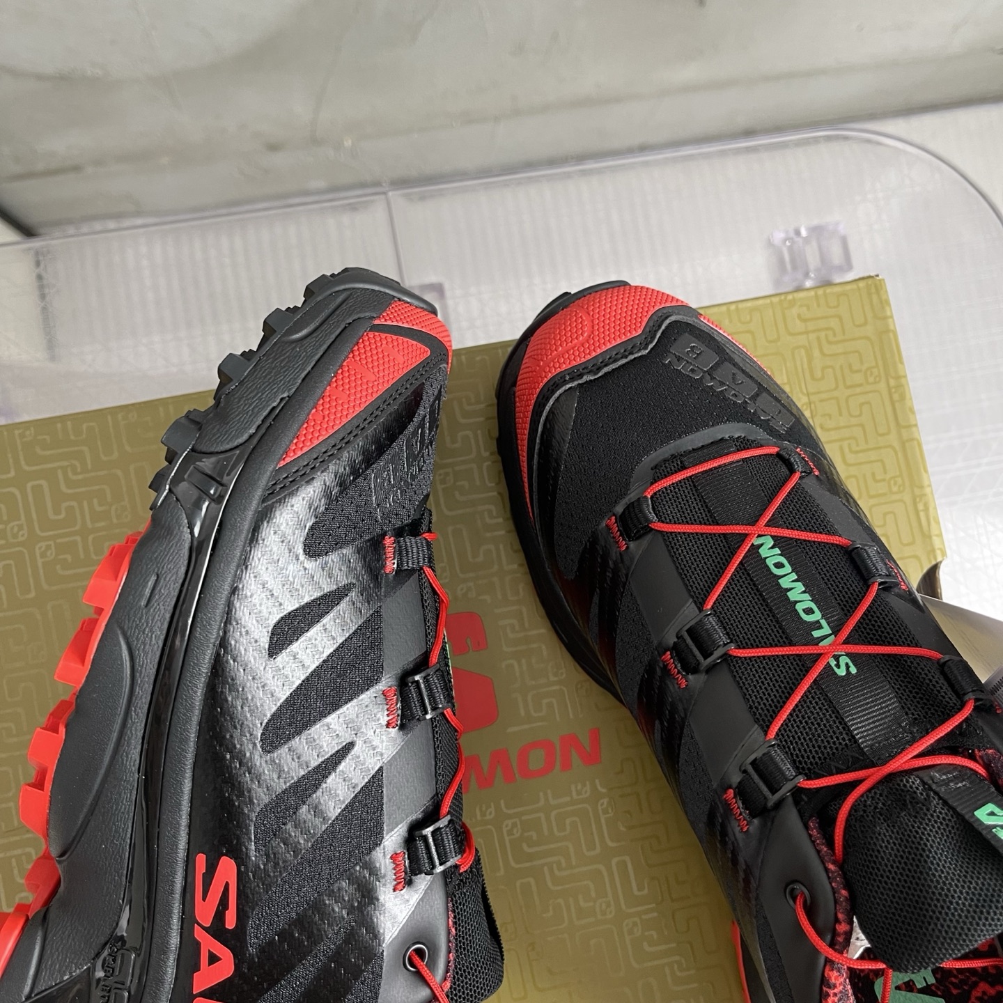 살로몬 XT-4 OG 로우컷 러닝화 74819 이미지 6
