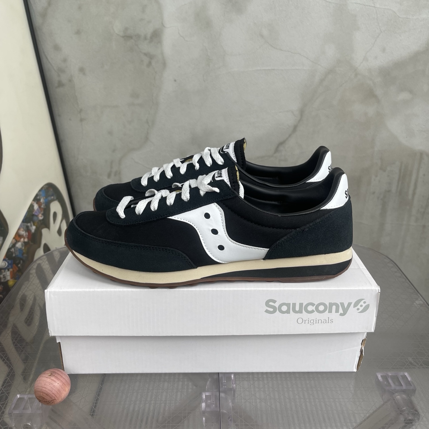 NO:779586,Saucony Trainer 80 soft and comfortable, non-slip and wear-resistant, low-cut lifestyle shoes, same style for men and women, pure original version 36-45,19860909Saucony Trainer 80 柔软舒适 防滑耐磨 低帮 生活休闲鞋 男女同款 纯原版本36-45,,Men's shoes